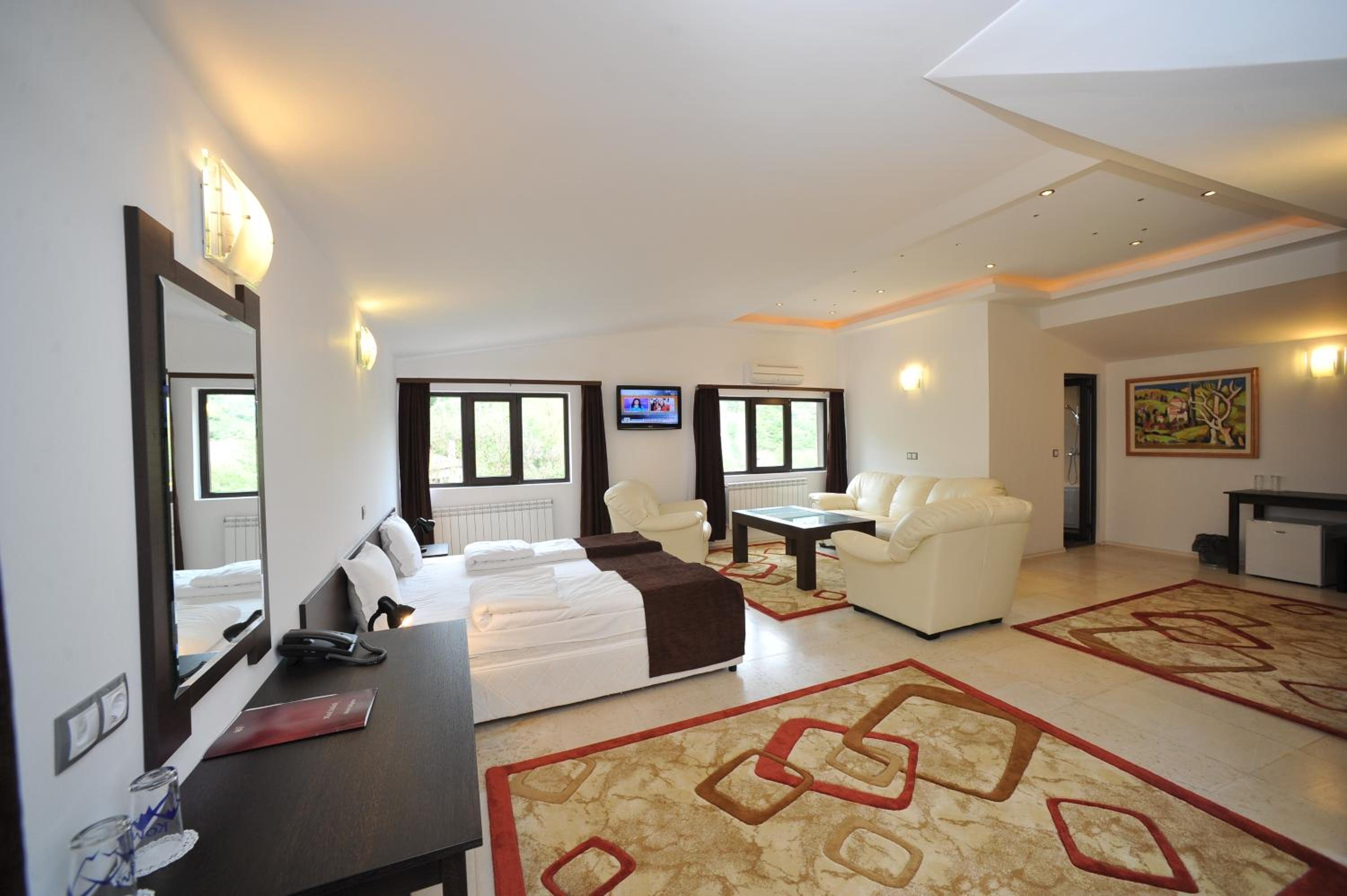 Family Suite photo 3