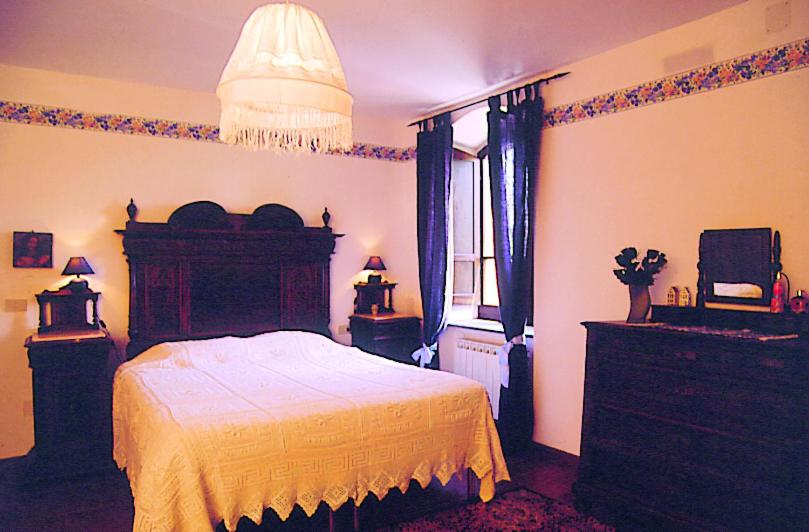 Twin Room - Photo 4