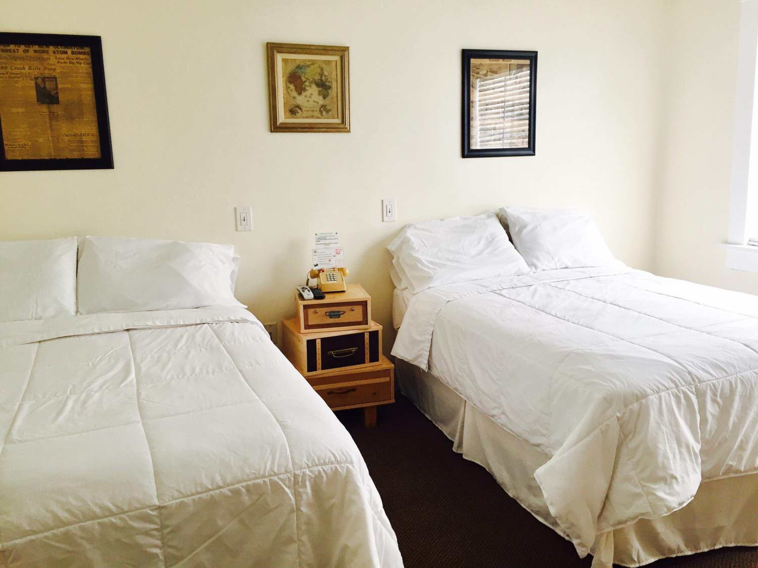 Double Room with Private Bathroom photo 3