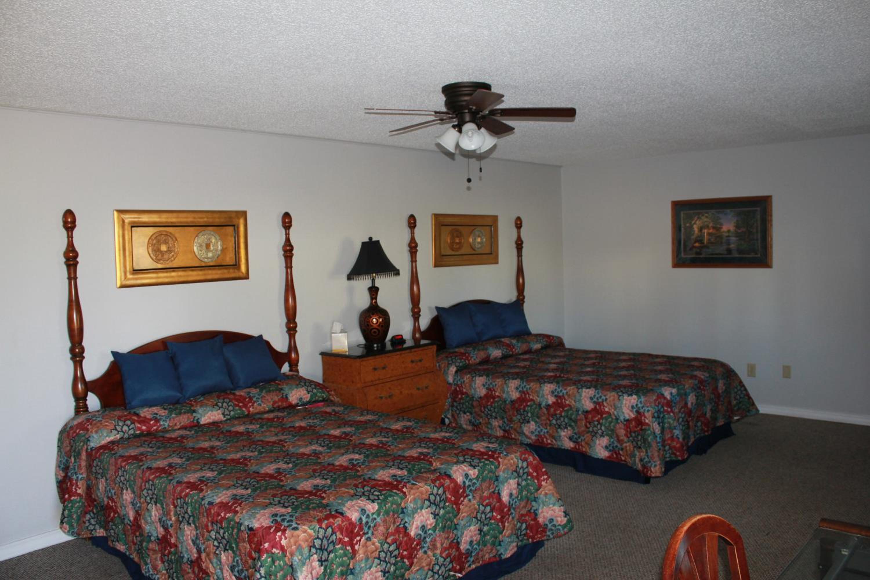 Deluxe Double Room - Photo 15