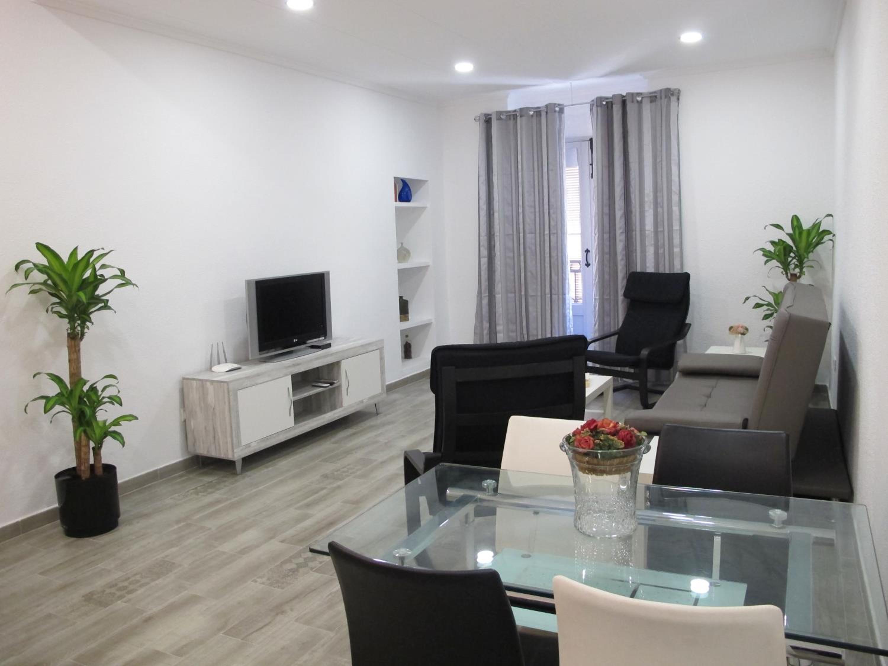 Three-Bedroom Apartment - Photo 1