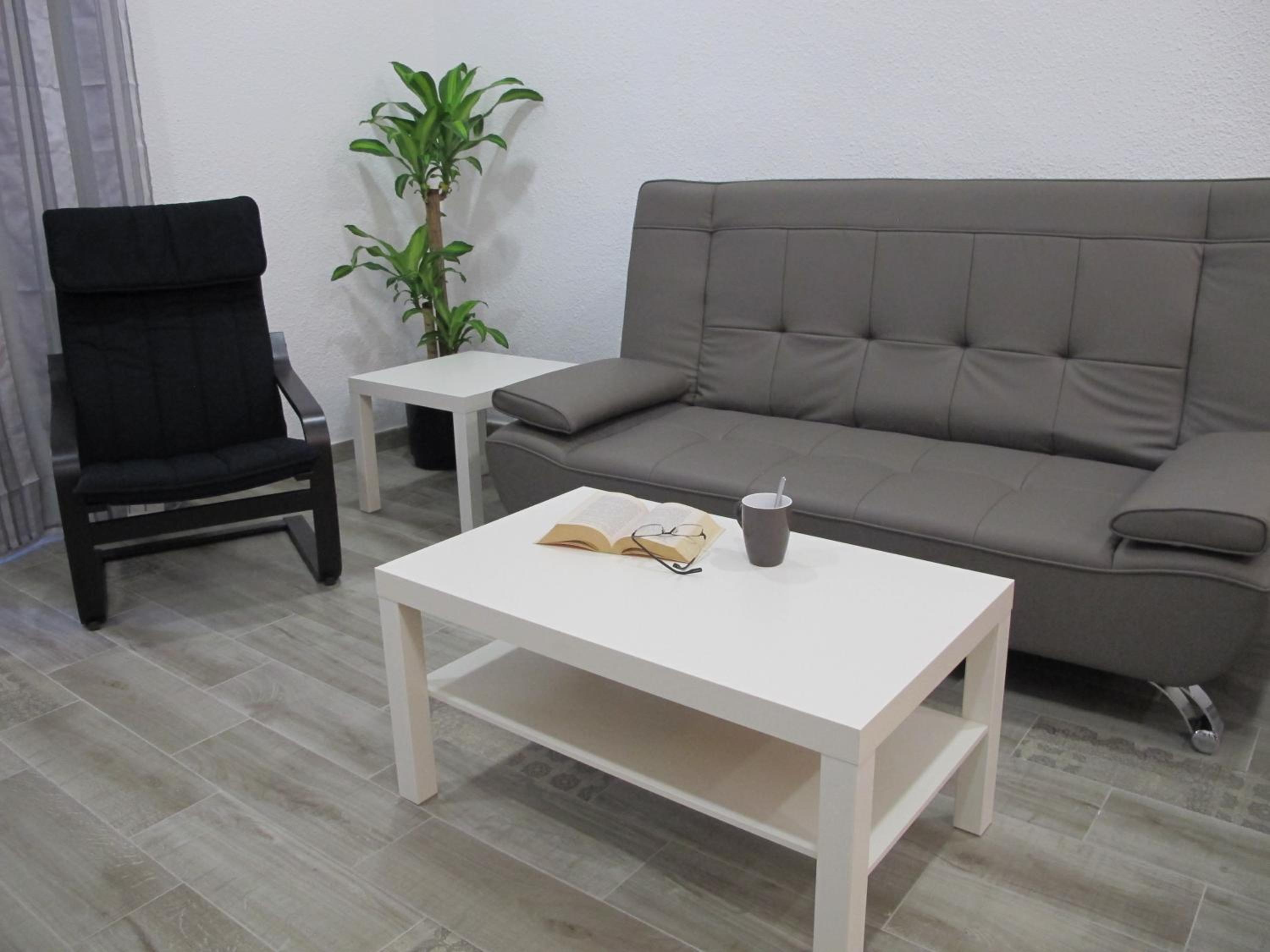 Three-Bedroom Apartment - Photo 43