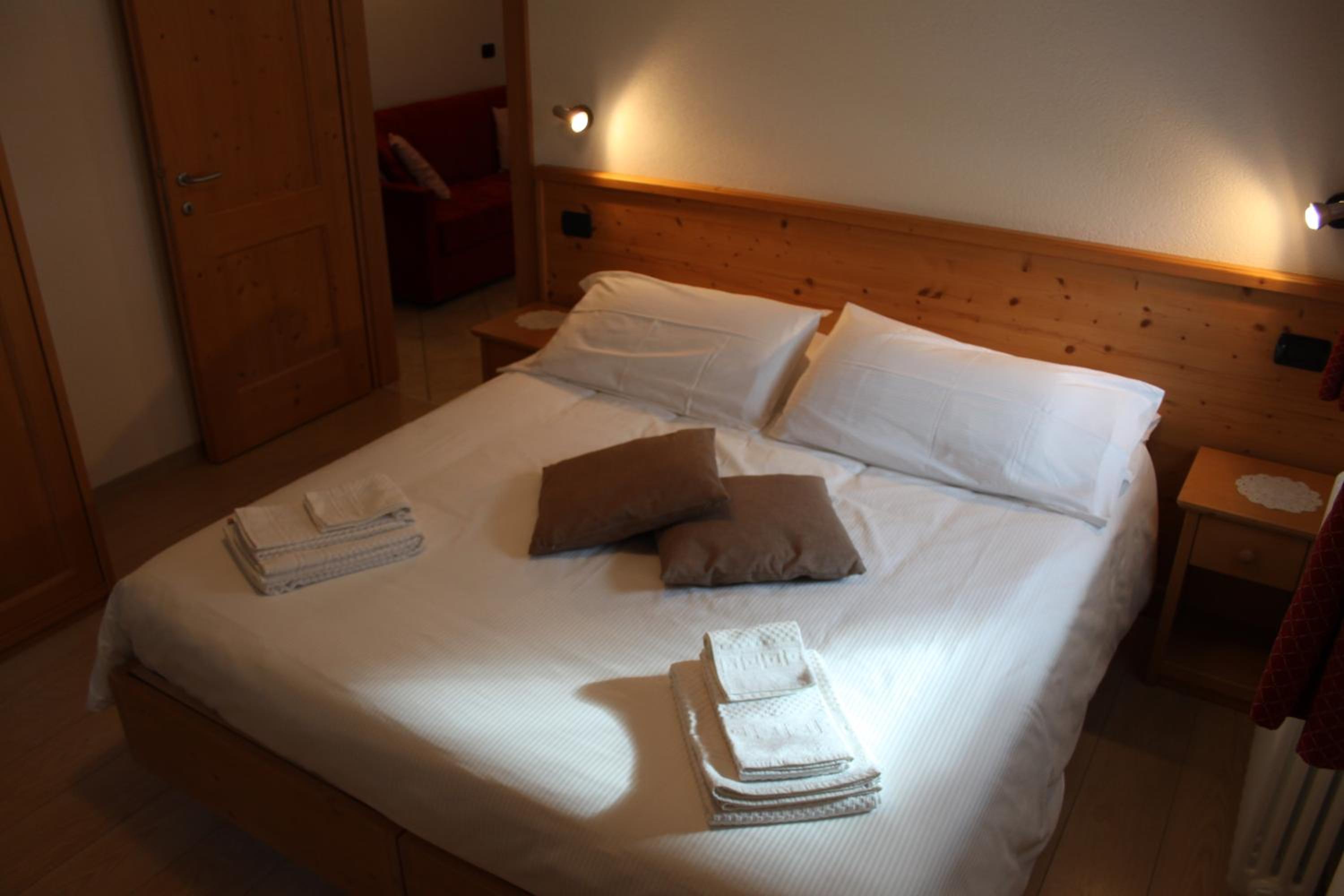One-Bedroom Chalet - Photo 7