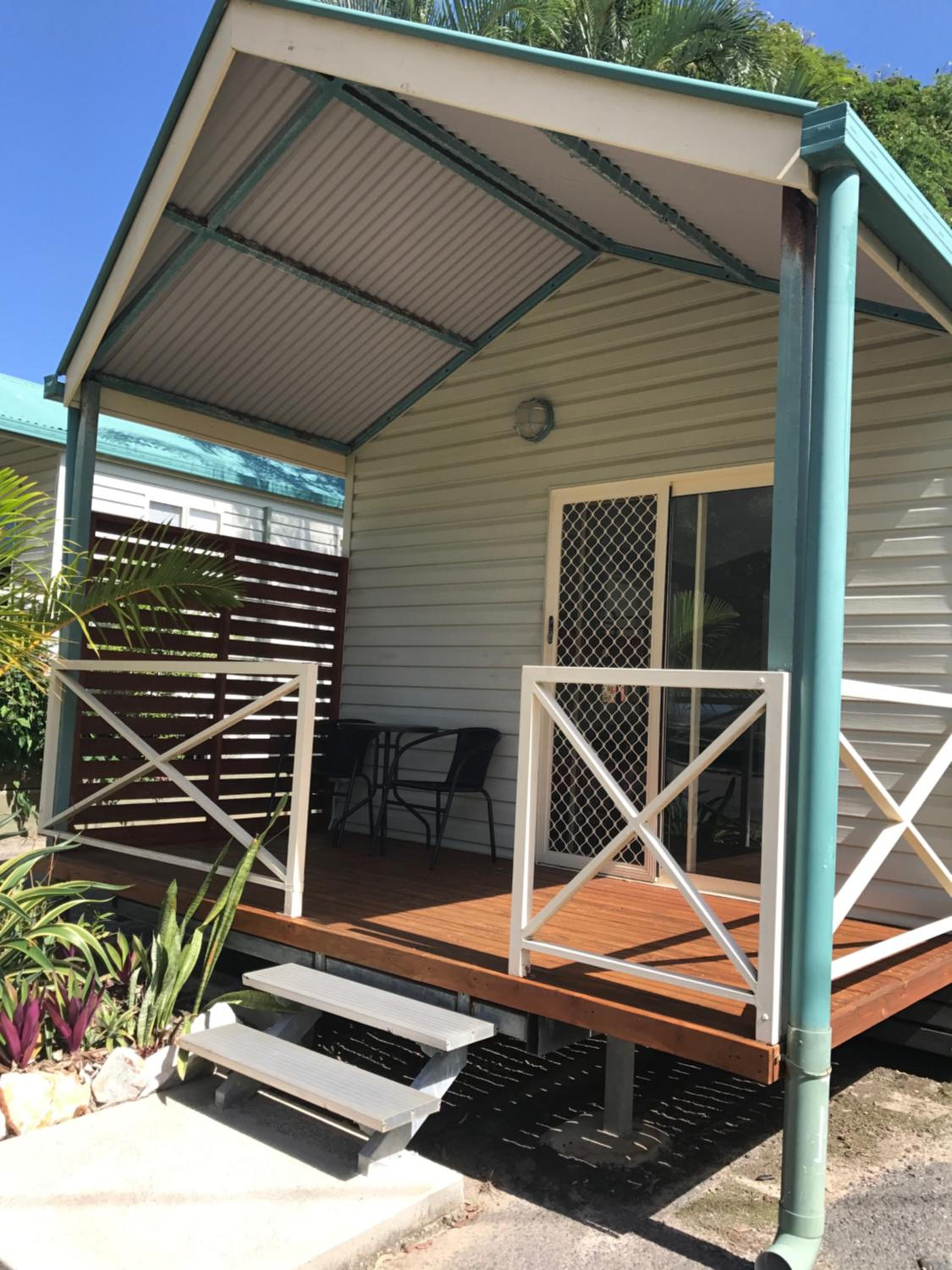 Bungalow with Sea View - Photo 8