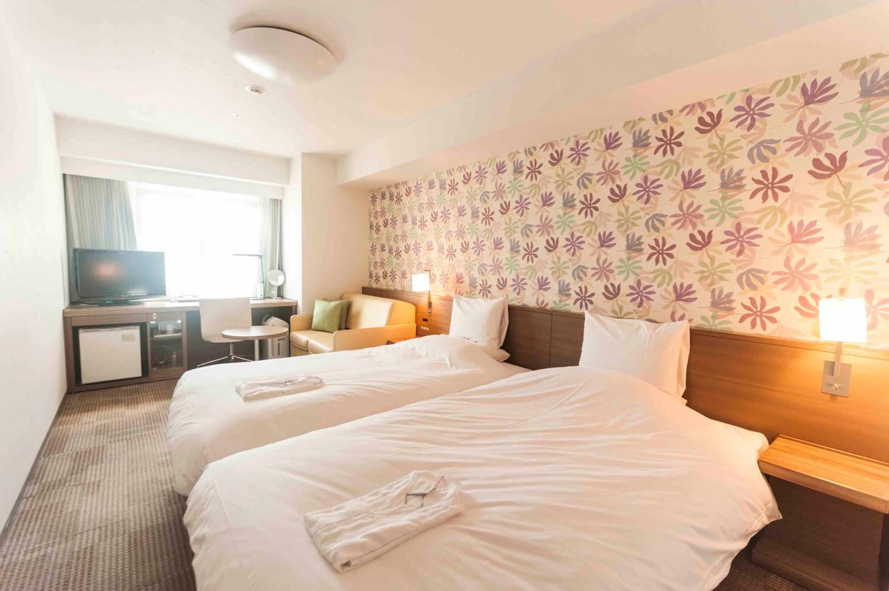 Standard Twin Room - Non-Smoking - Photo 3