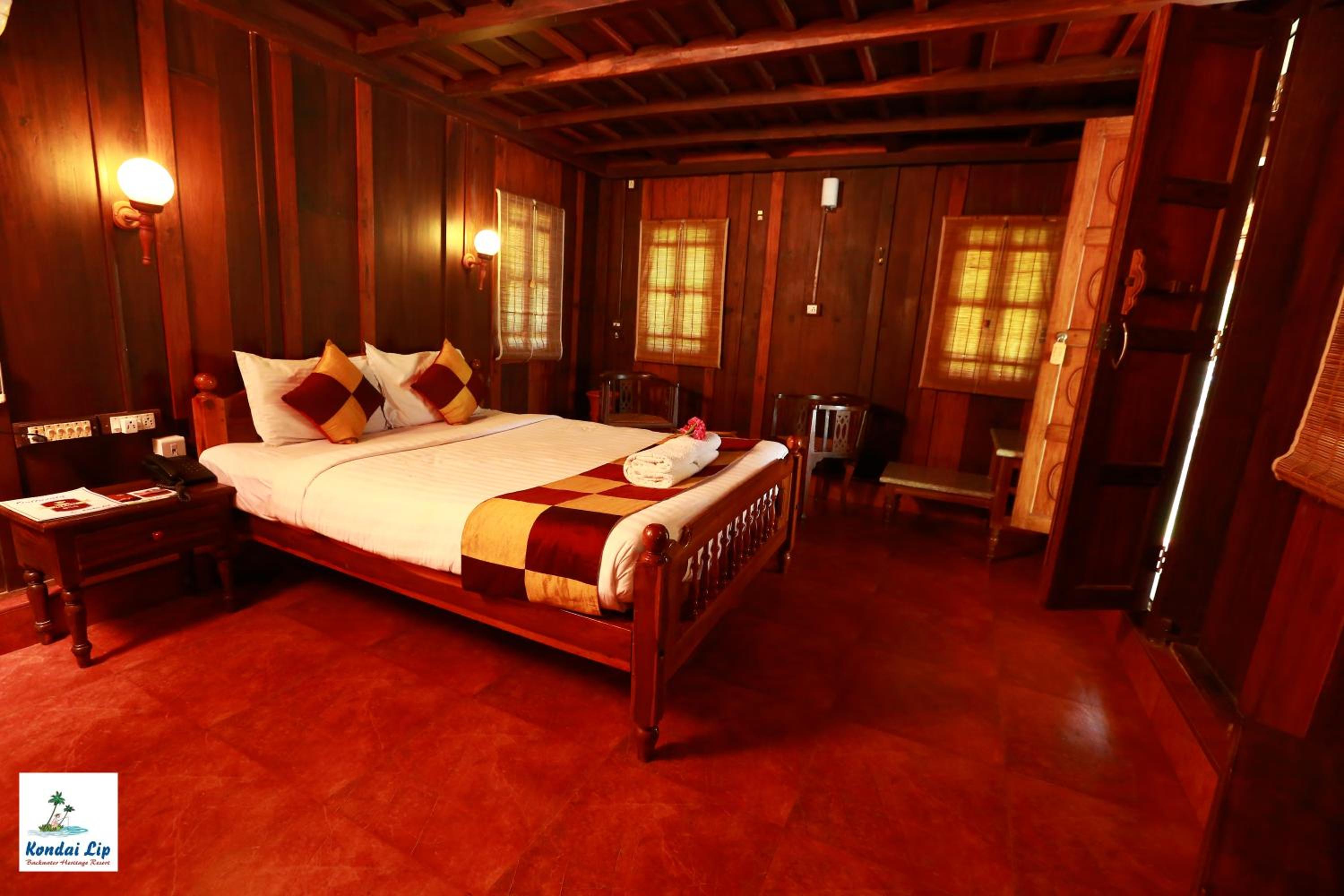 Deluxe Room - Photo 1