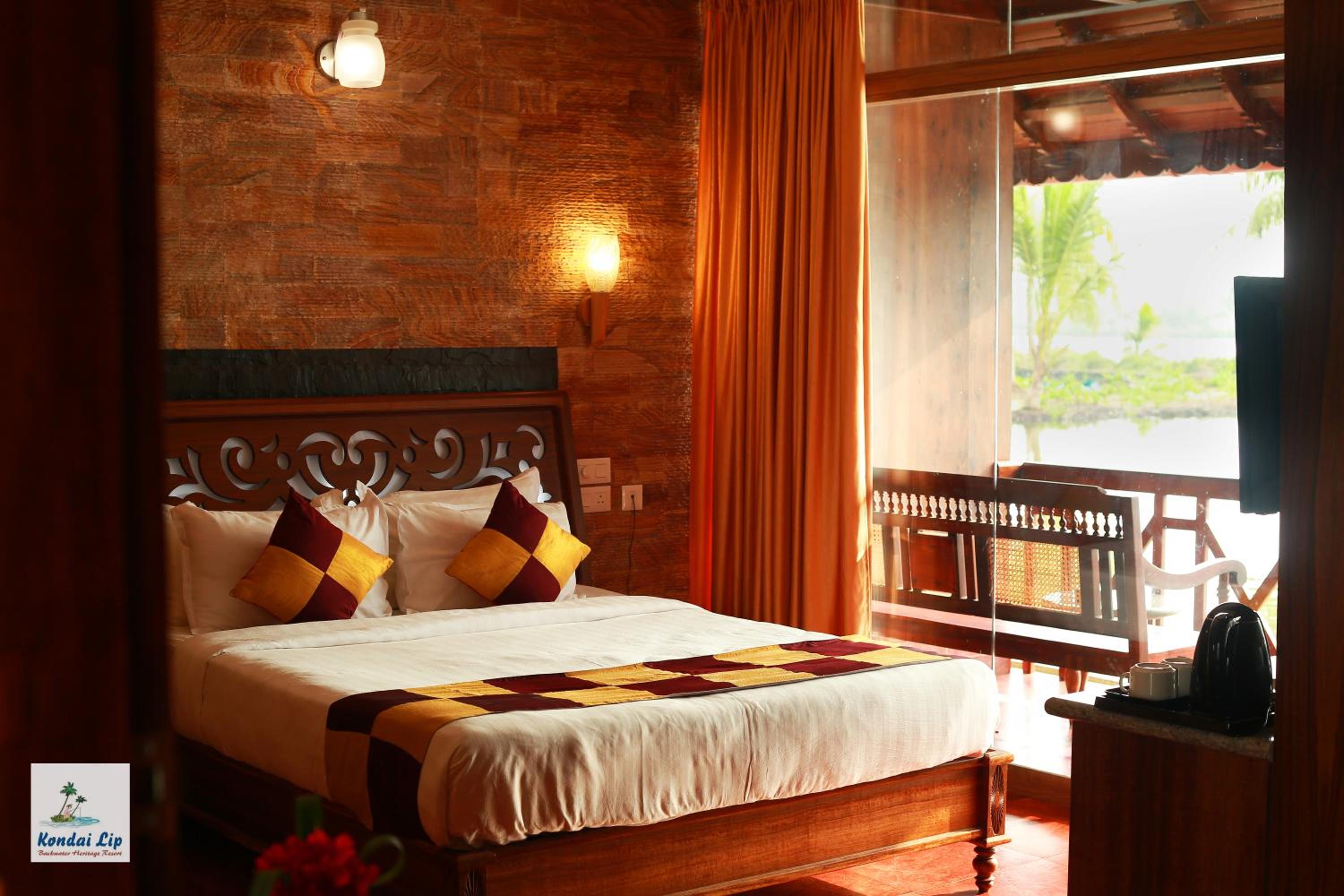 Super Deluxe Room - Photo 10