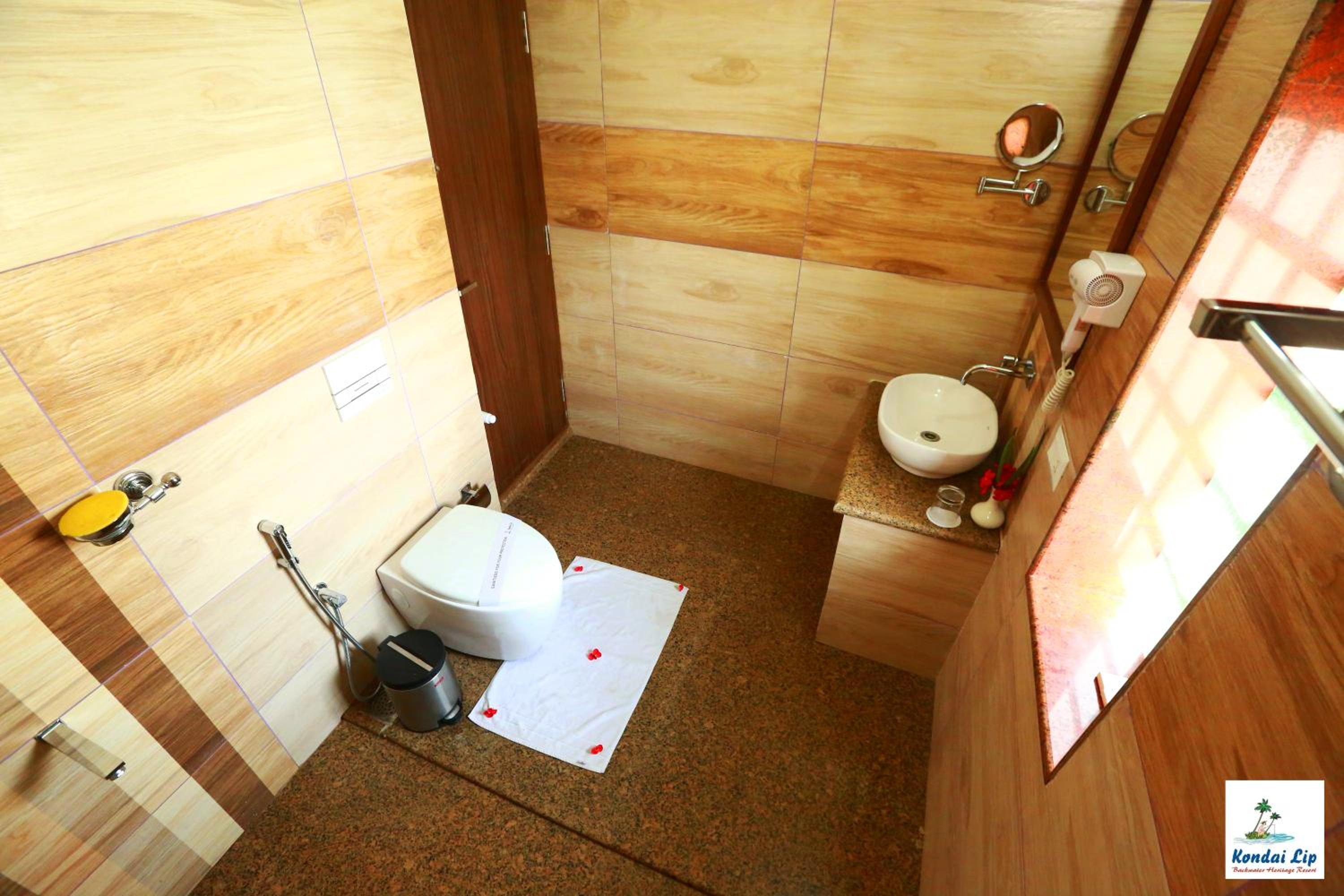 Super Deluxe Room - Photo 12