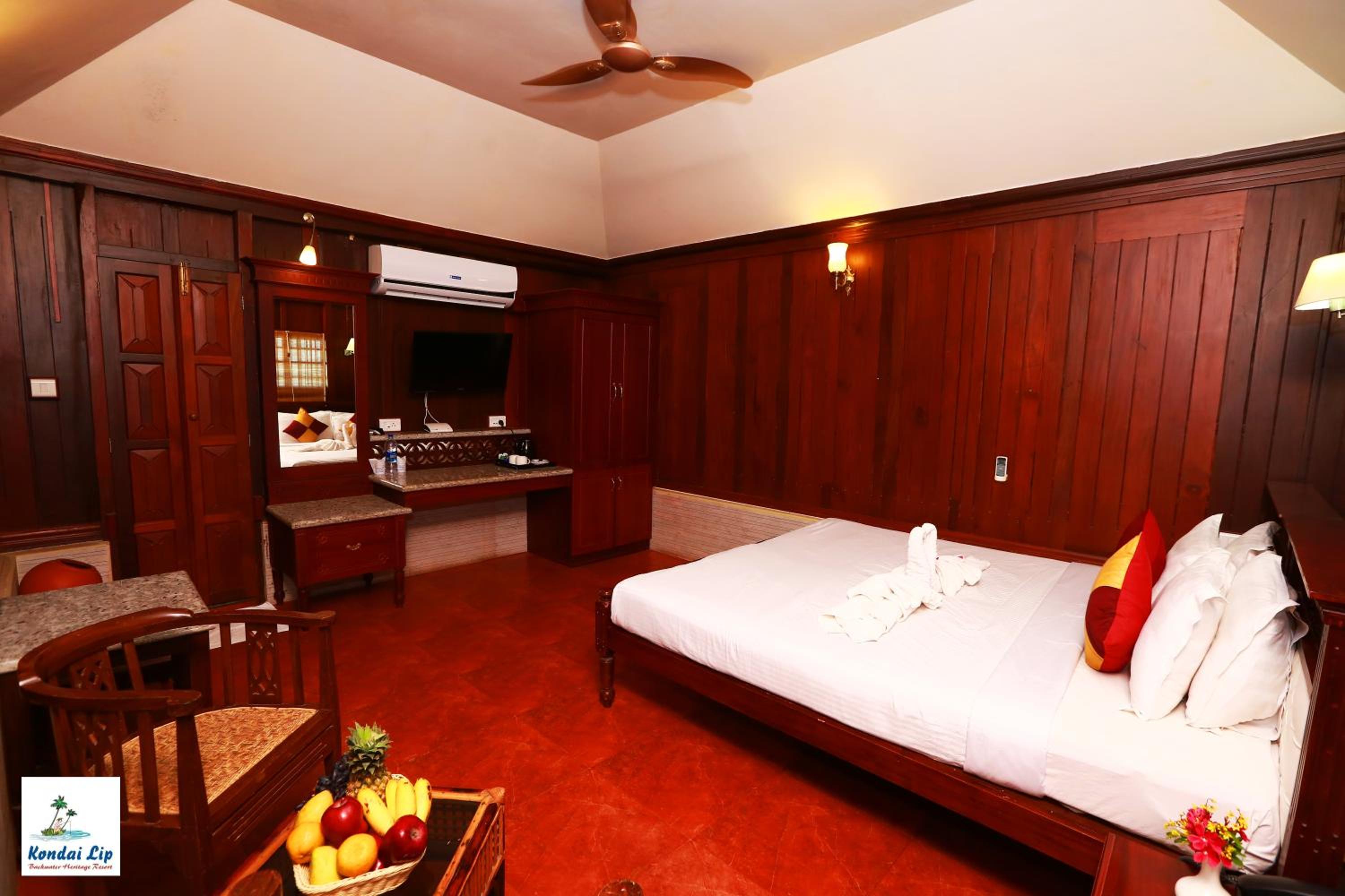 Super Deluxe Cottage - Photo 9