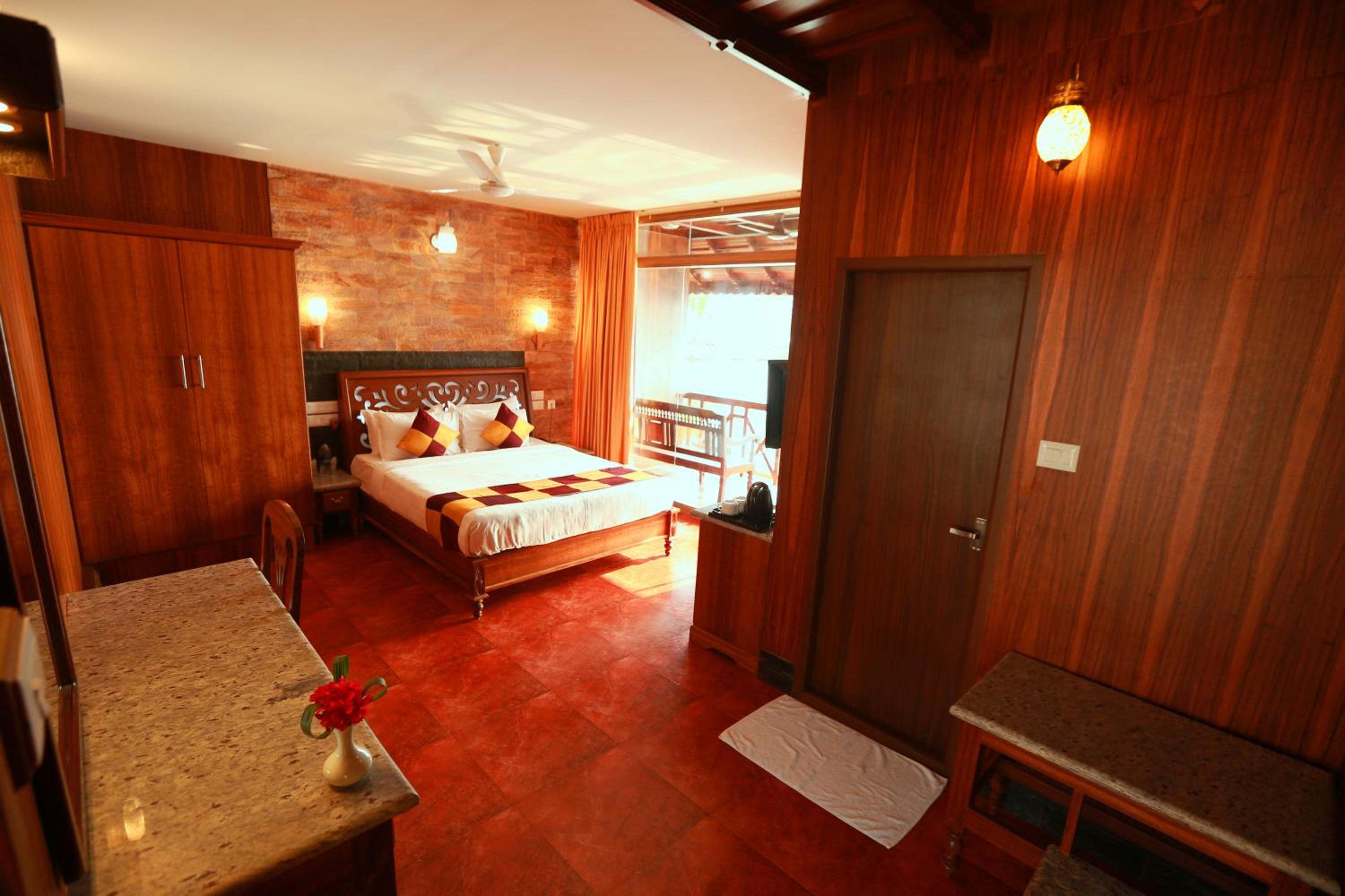 Super Deluxe Room - Photo 8