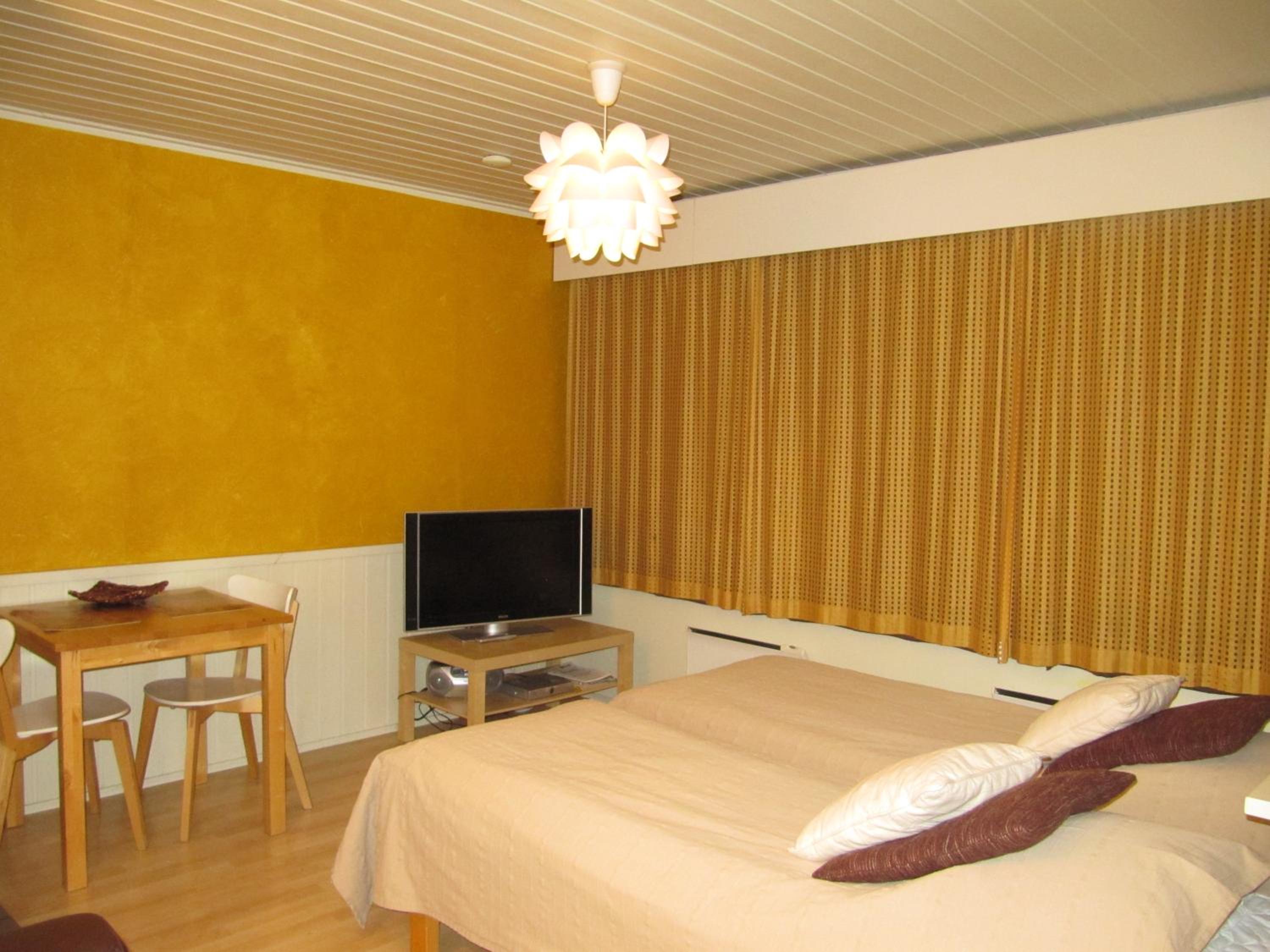 Studio Apartment - Photo 12