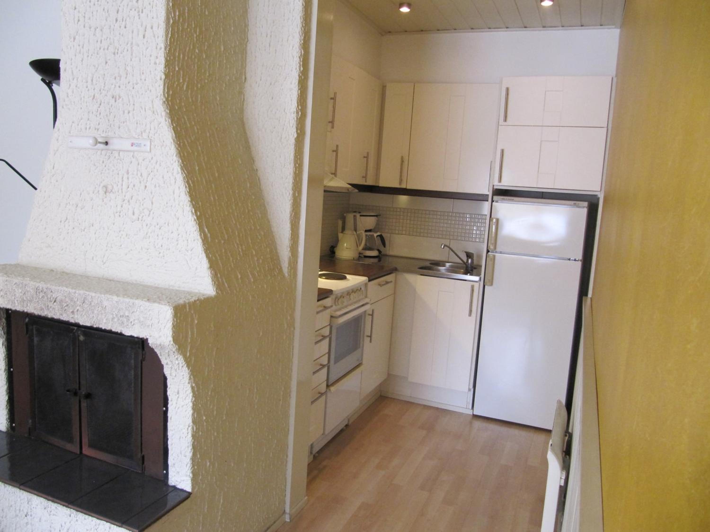Studio Apartment - Photo 3