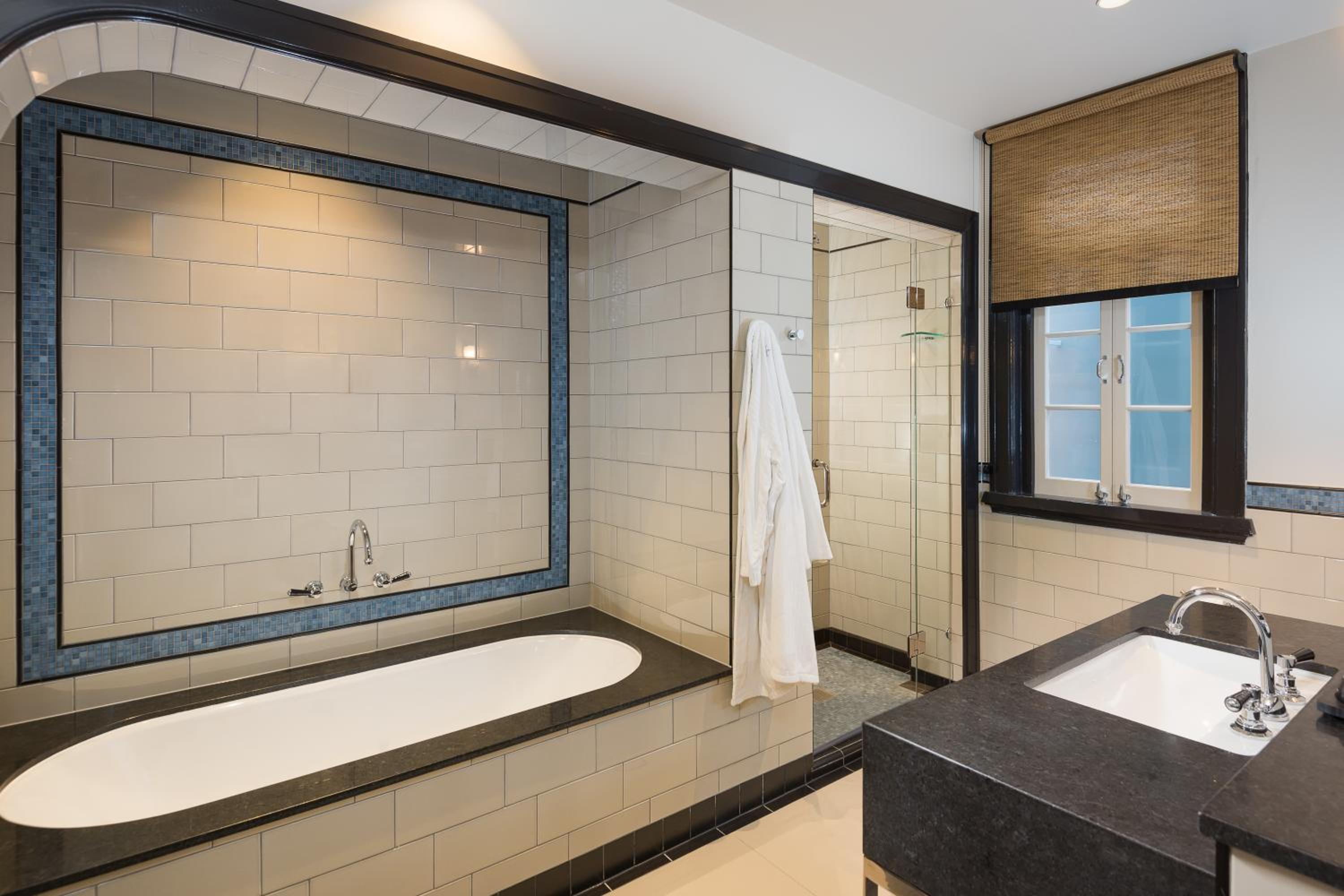 Balfour Suite photo 2
