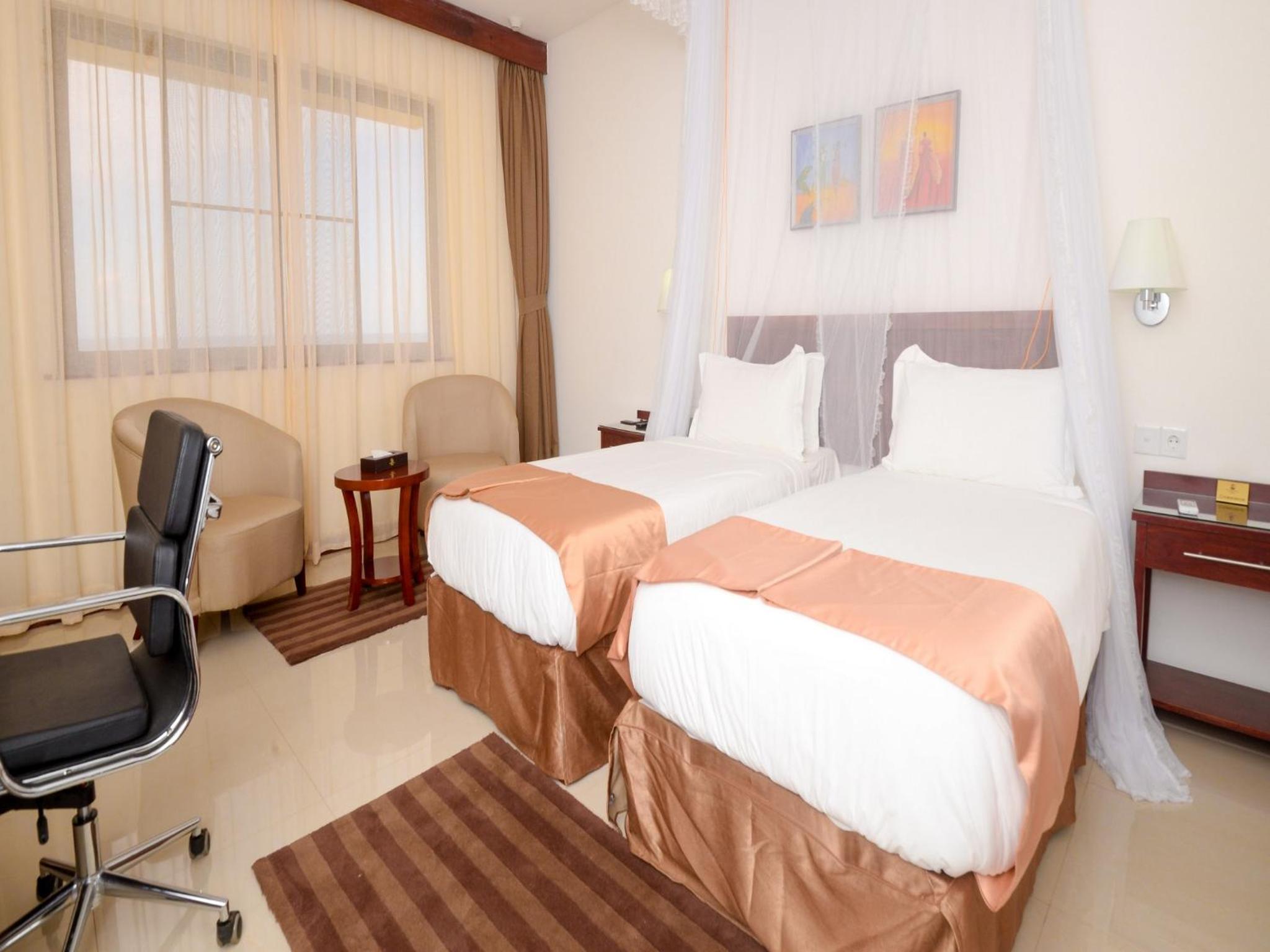 Superior Twin Room photo 3