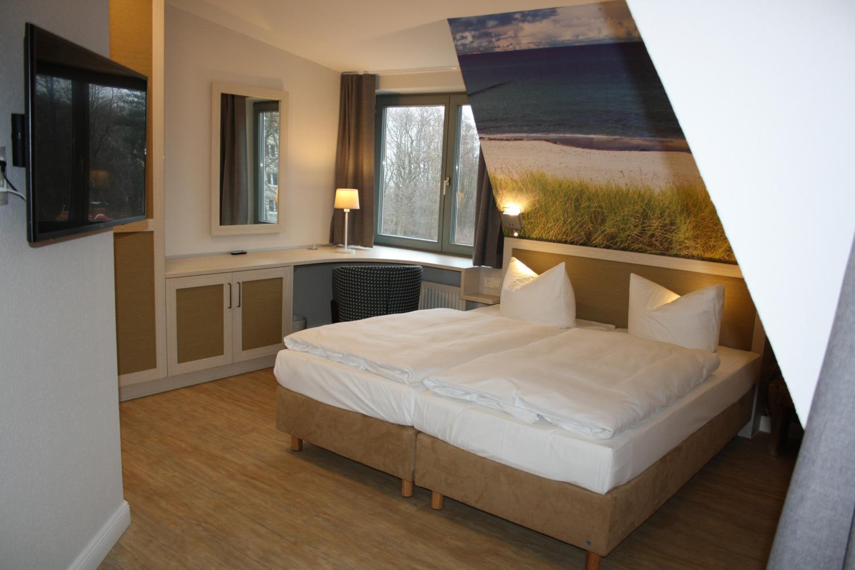 Double Room - Photo 9