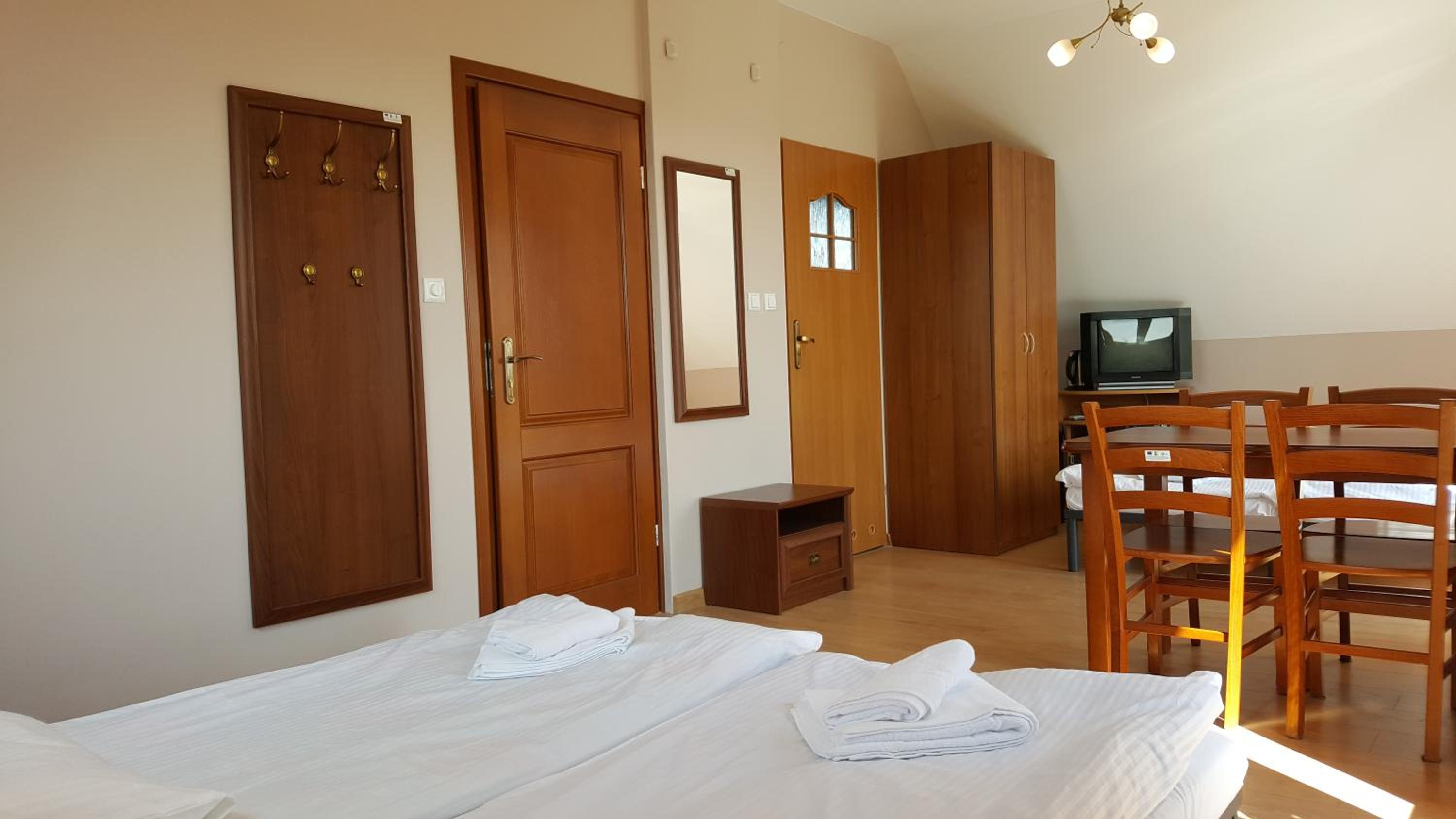 Quadruple Room with Balcony photo 3