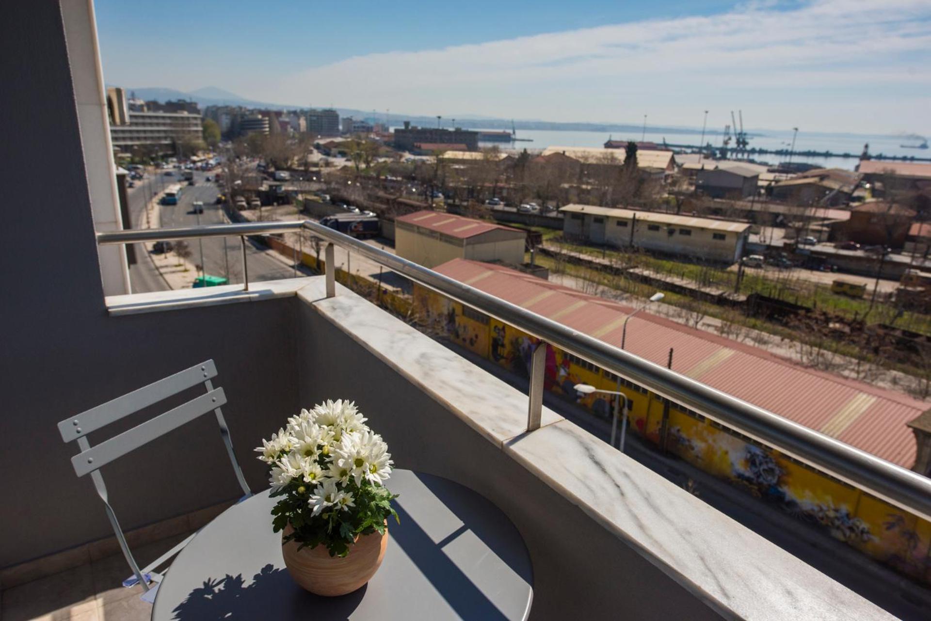 Family Room with Sea View - Photo 20