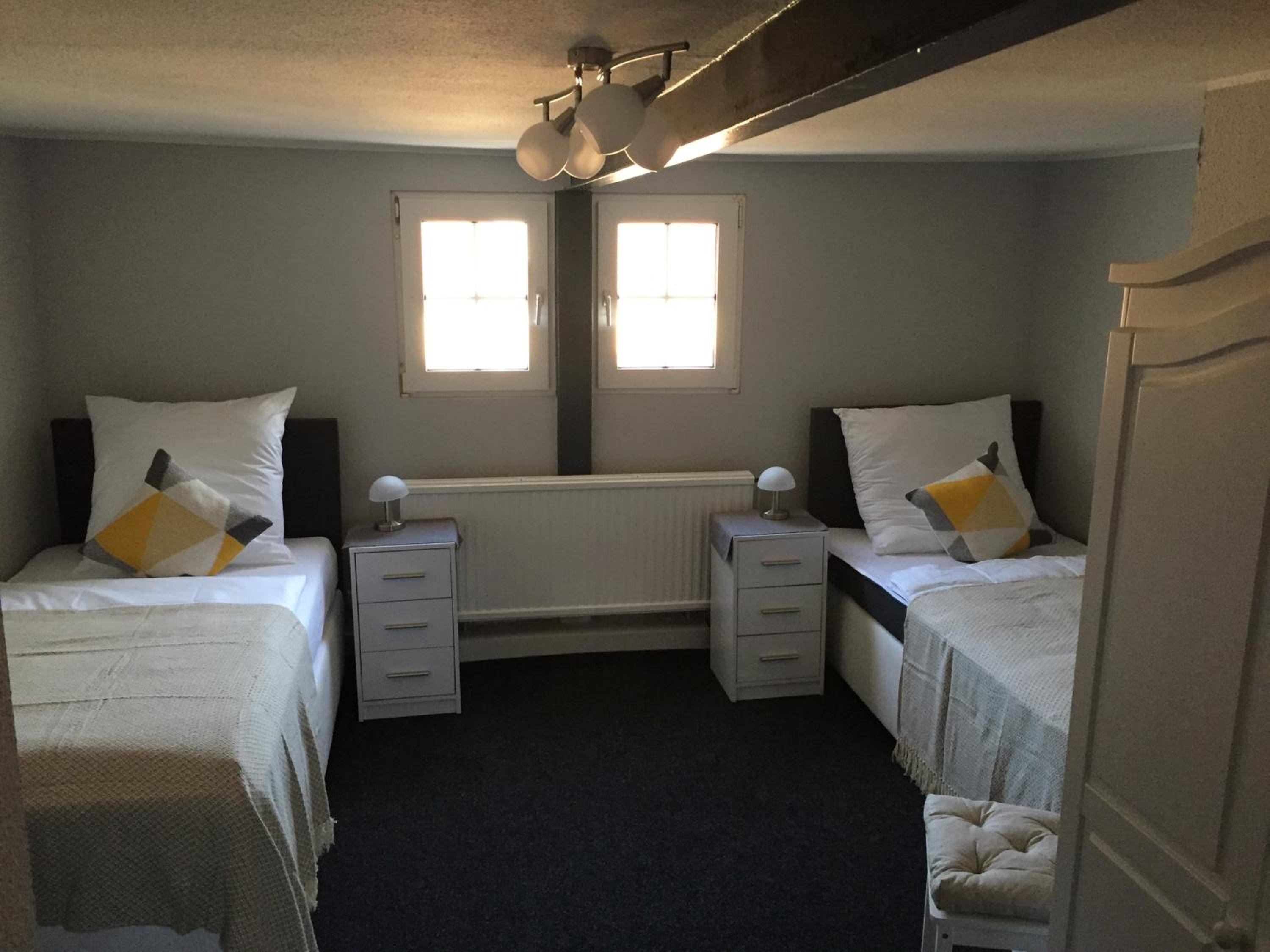 Double or Twin Room with Shared Bathroom photo 1