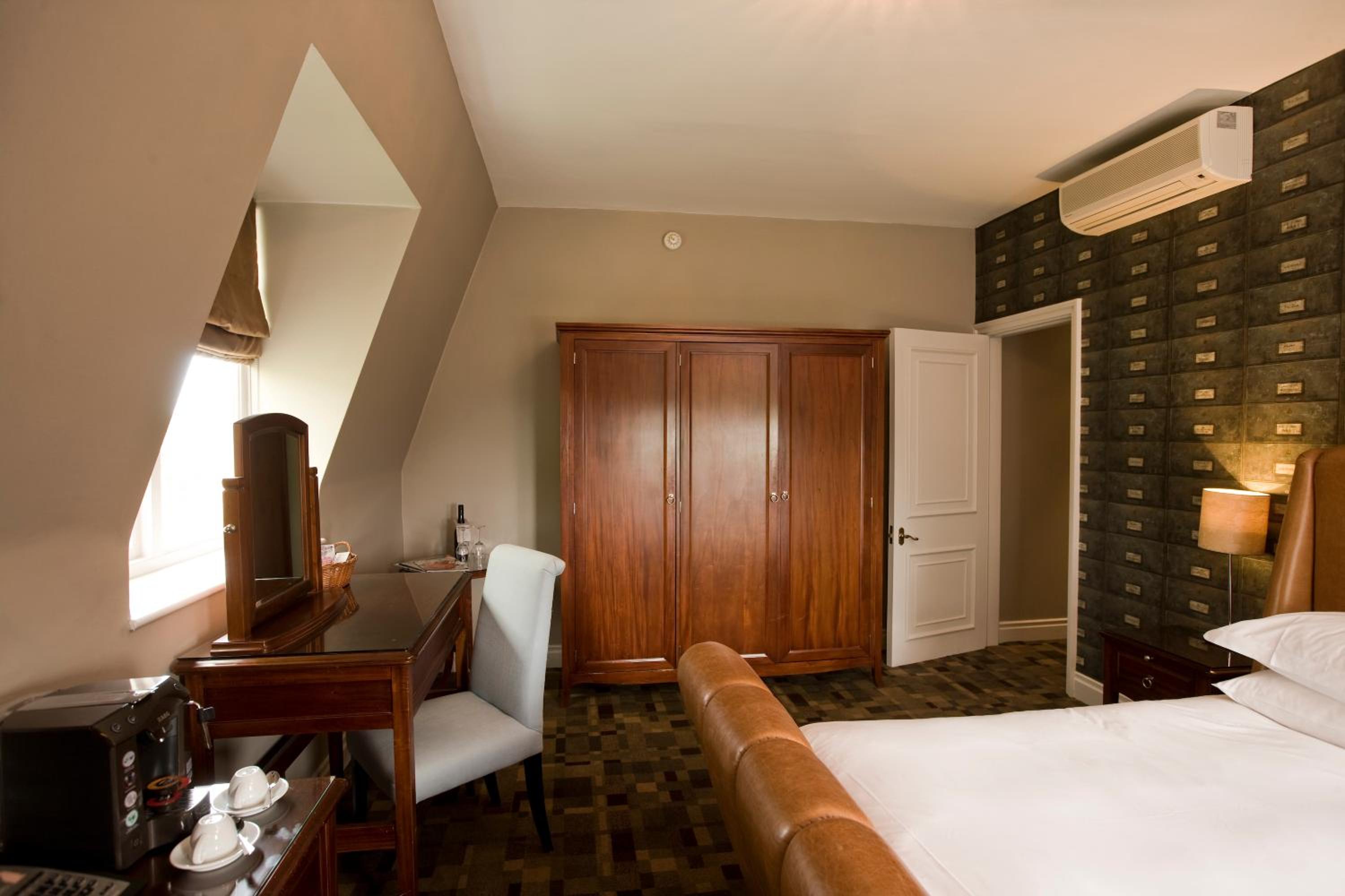 Classic Double Room with Park View photo 2
