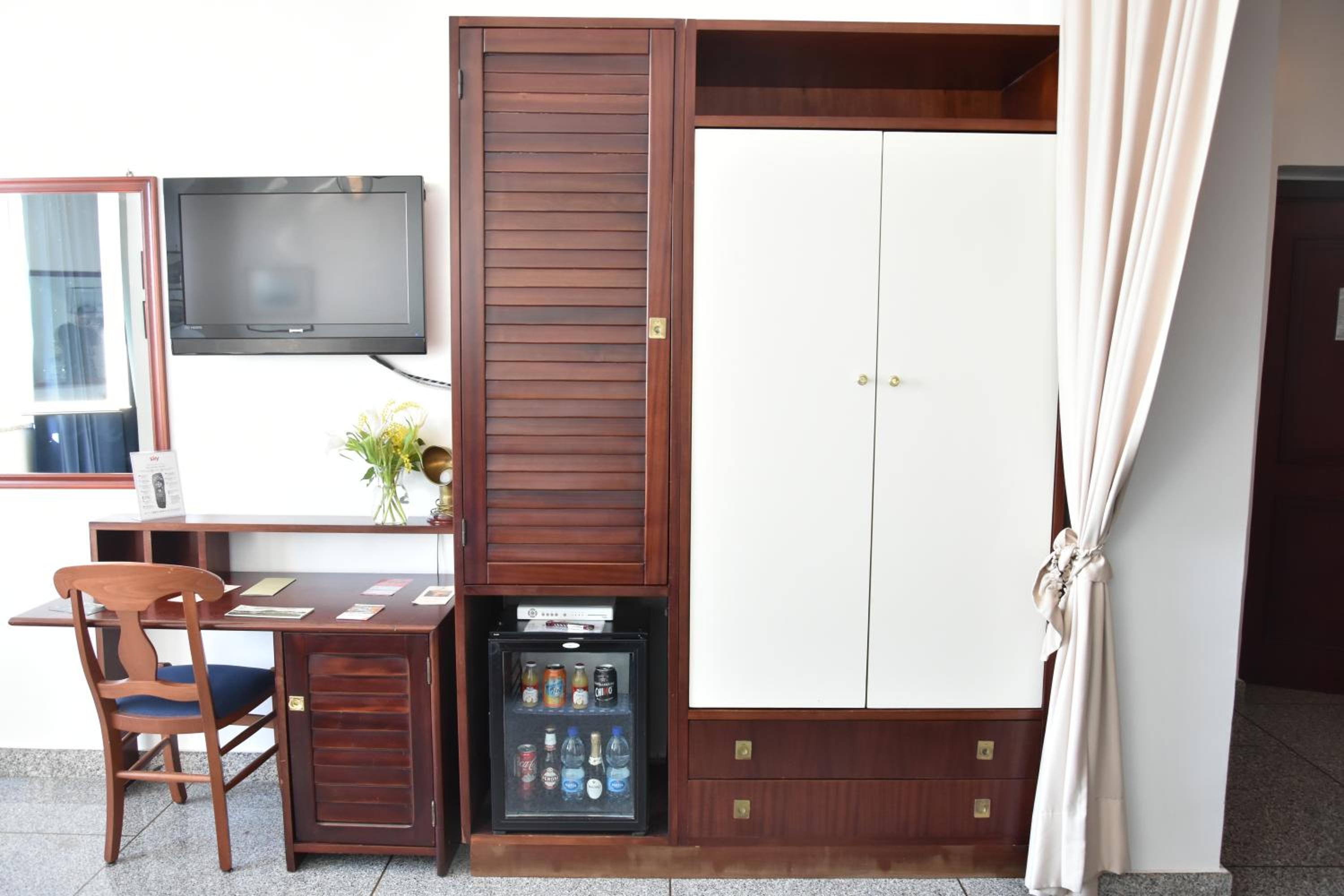 Quadruple Room - Photo 3