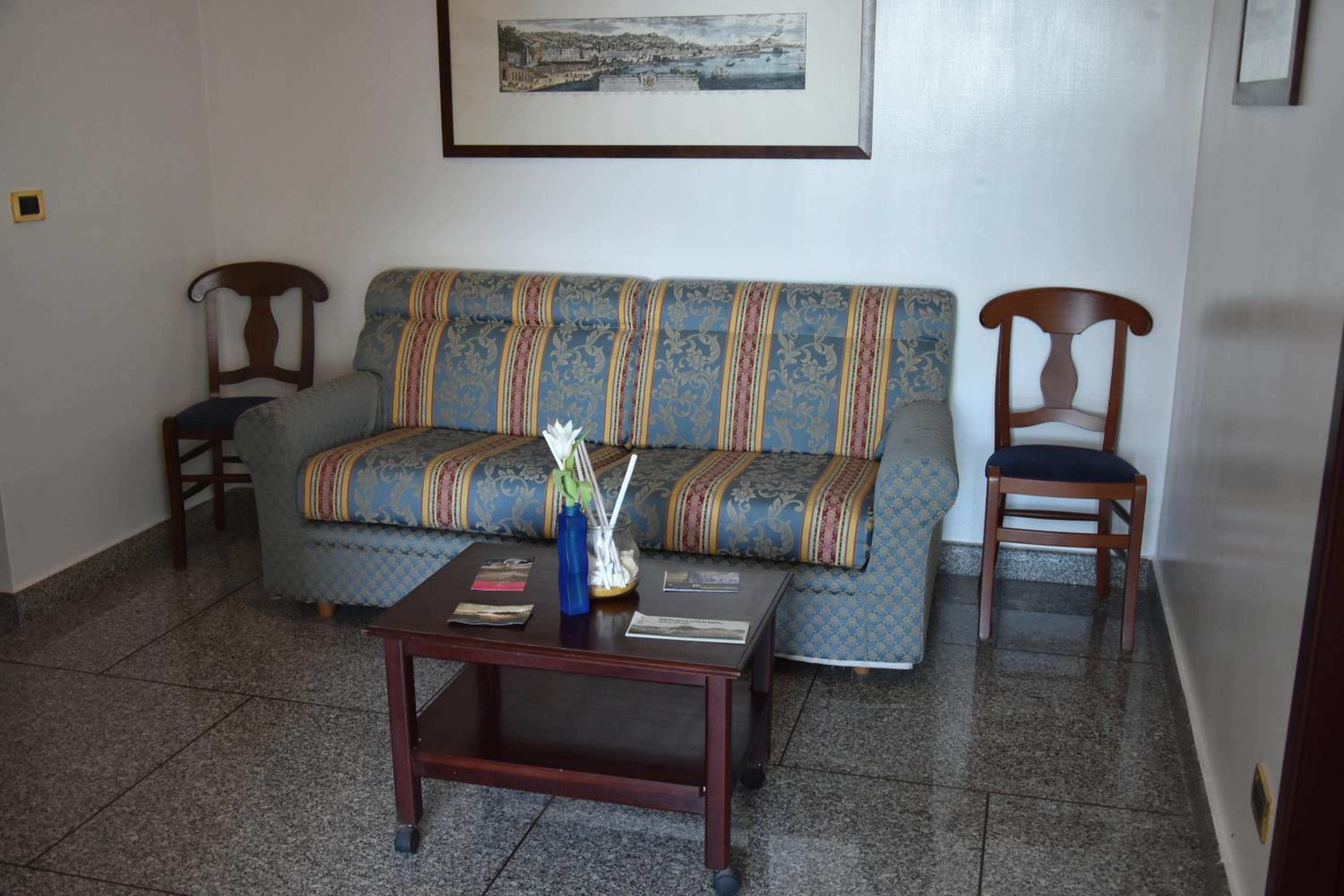 Quadruple Room - Photo 4