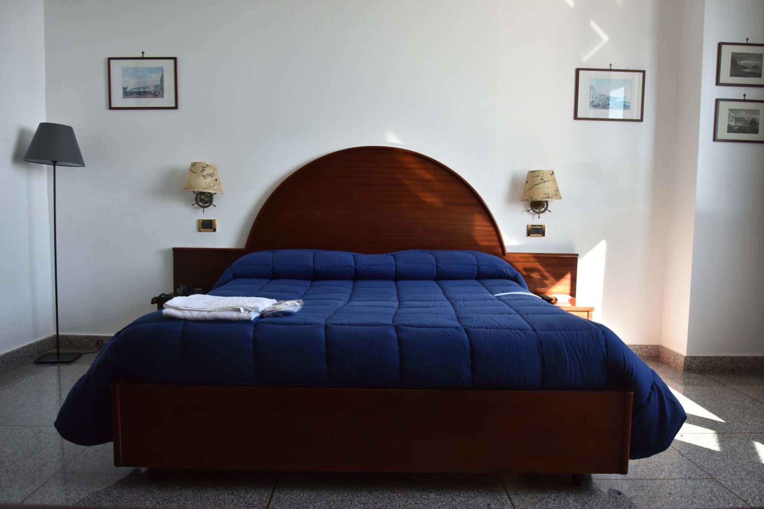 Quadruple Room - Photo 1