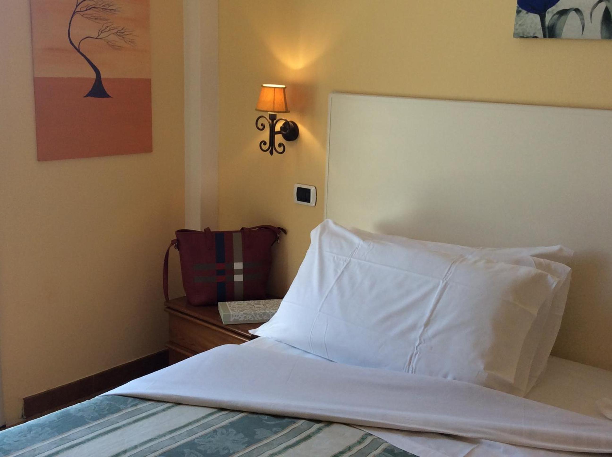 Deluxe Double Room with Terrace and Sea View - Photo 4