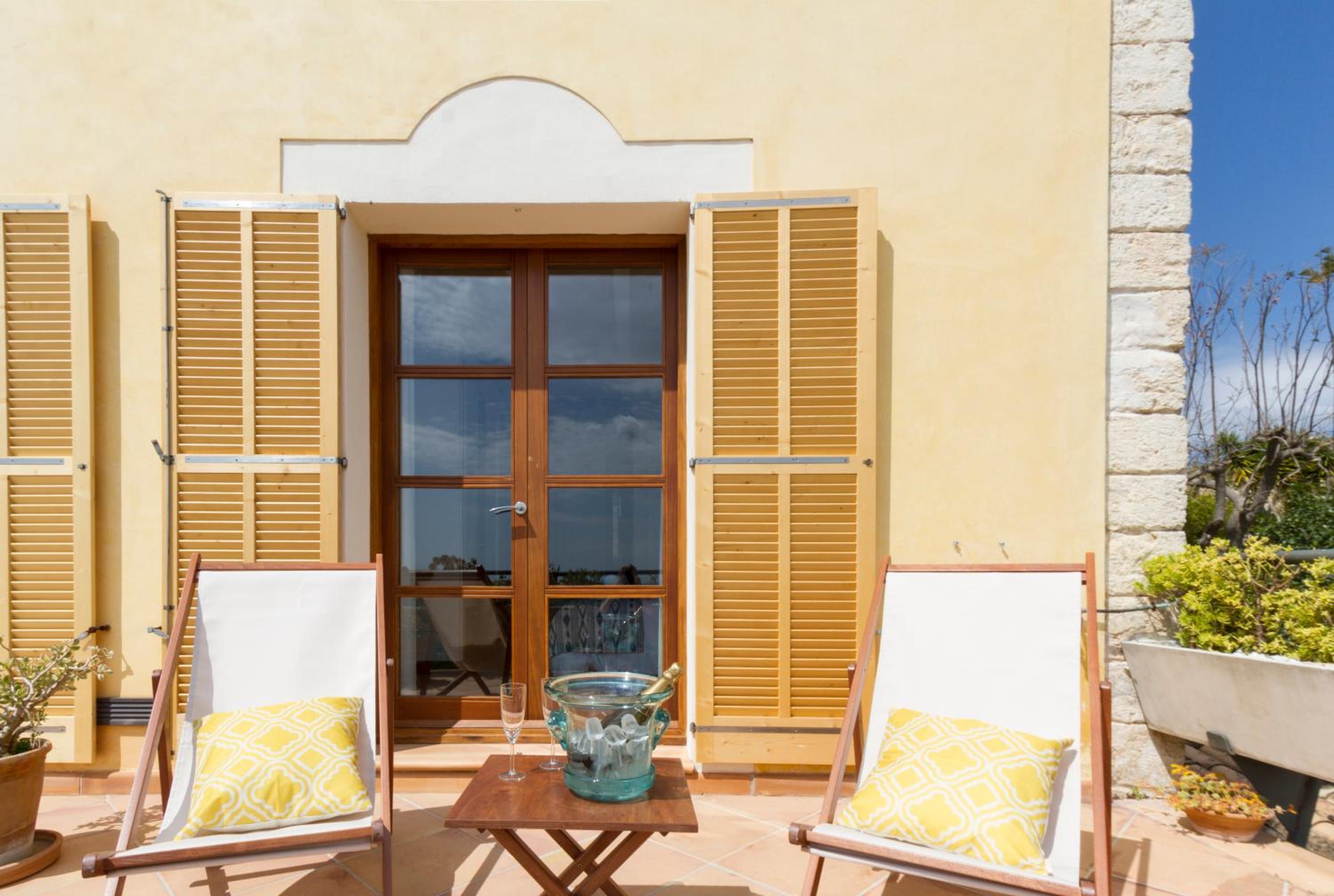 Suite con Terraza Suite con Terraza