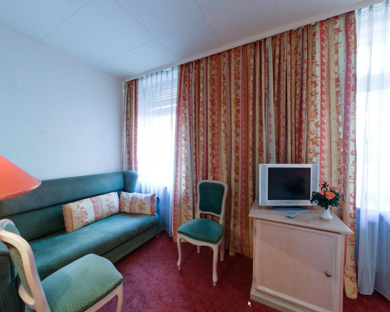 Single Room photo 2