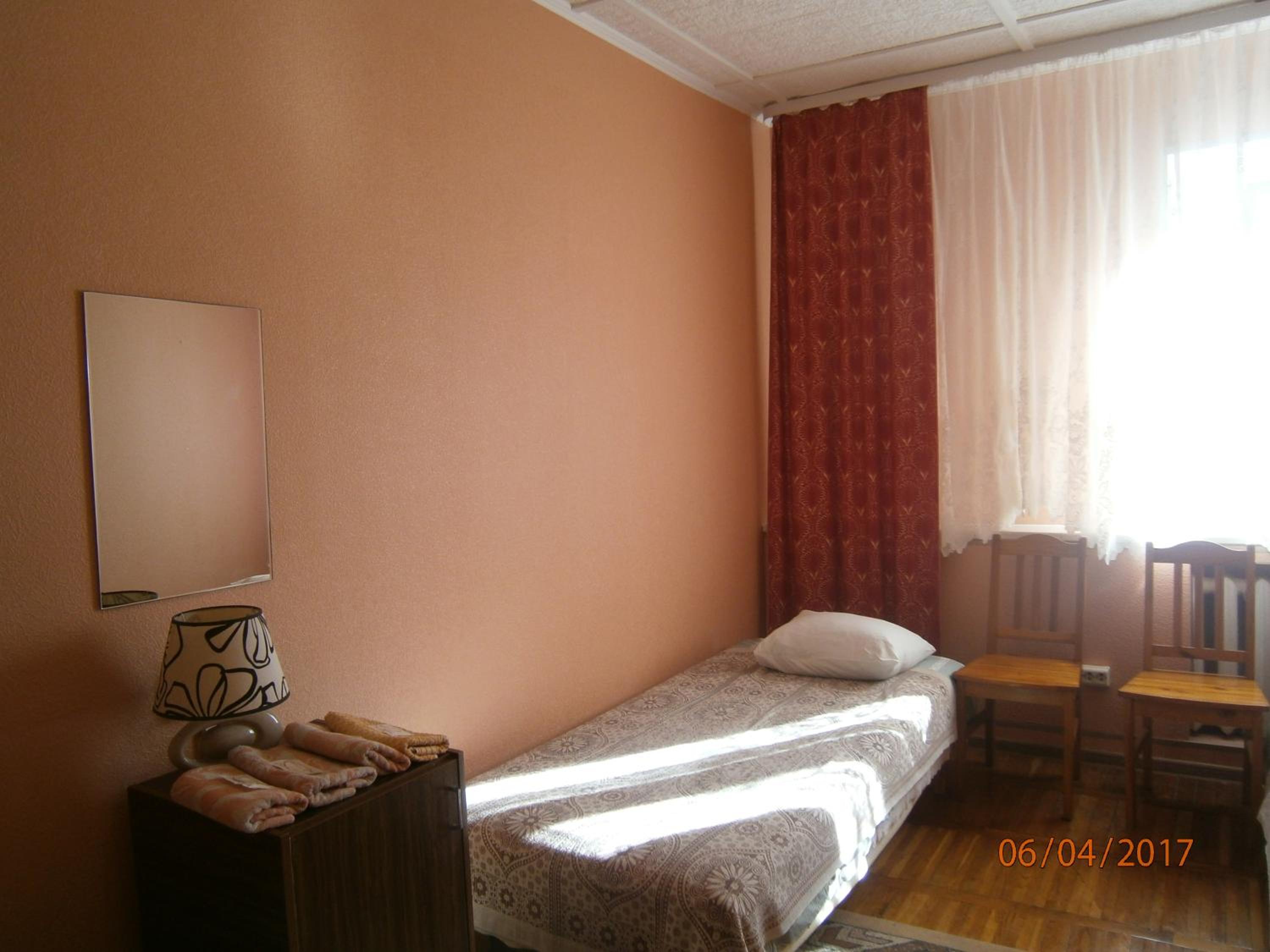 Quadruple Room with Shared Bathroom photo 2
