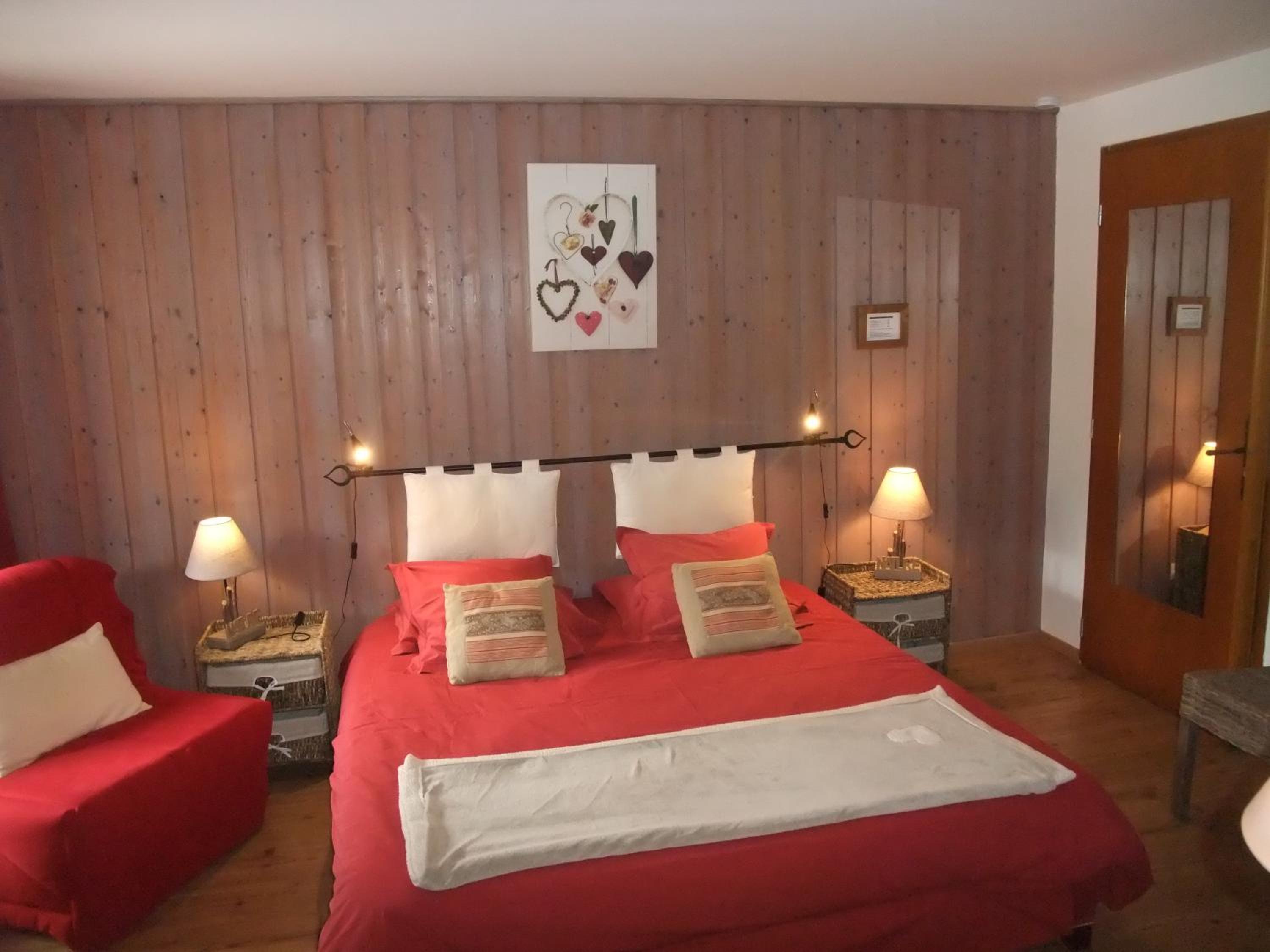 Double or Twin Room - Photo 3