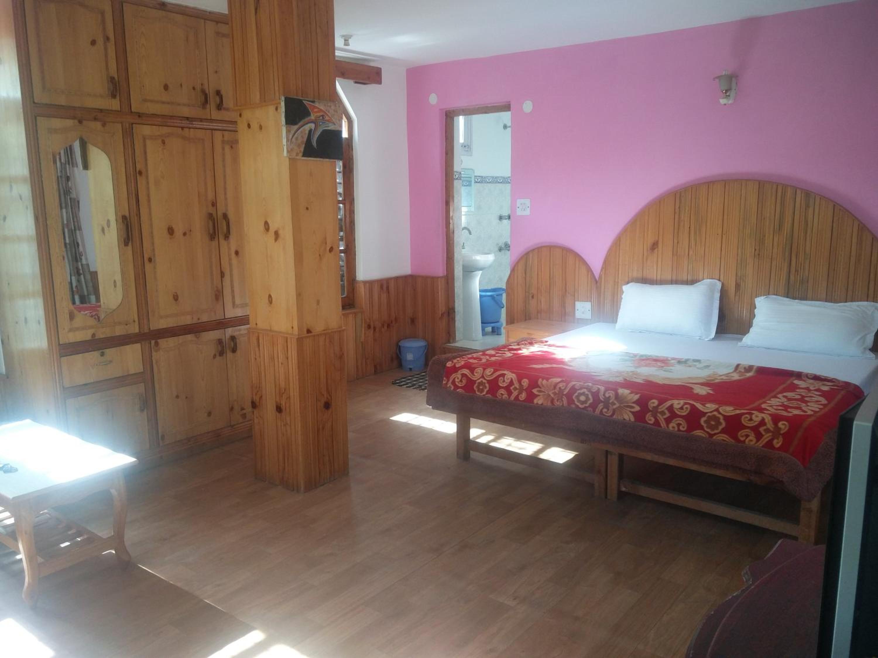 Triple Room with Private Bathroom - Photo 6