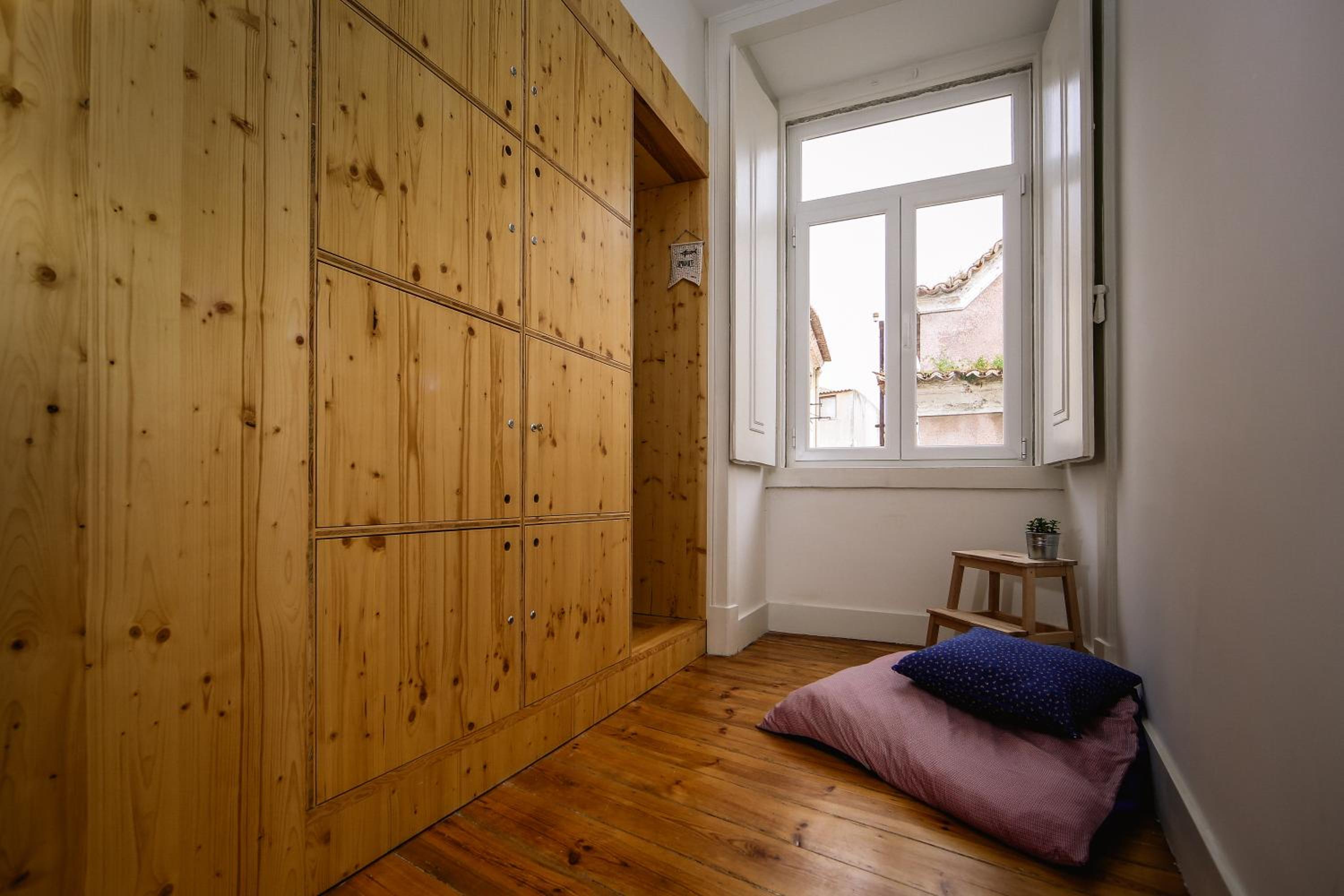 Double Room with Shared Bathroom photo 1
