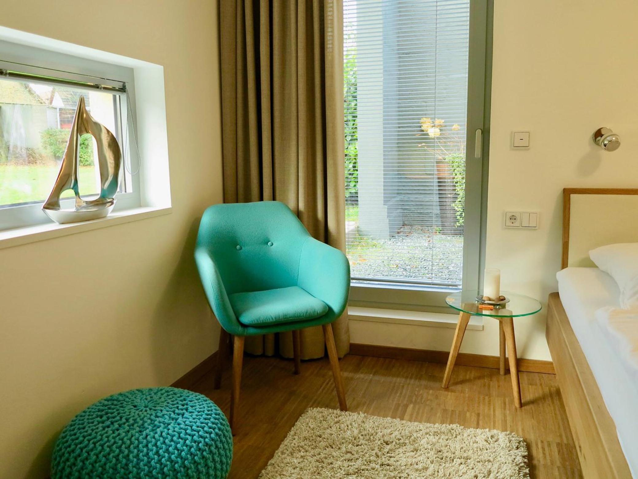 Double Room + - Photo 3