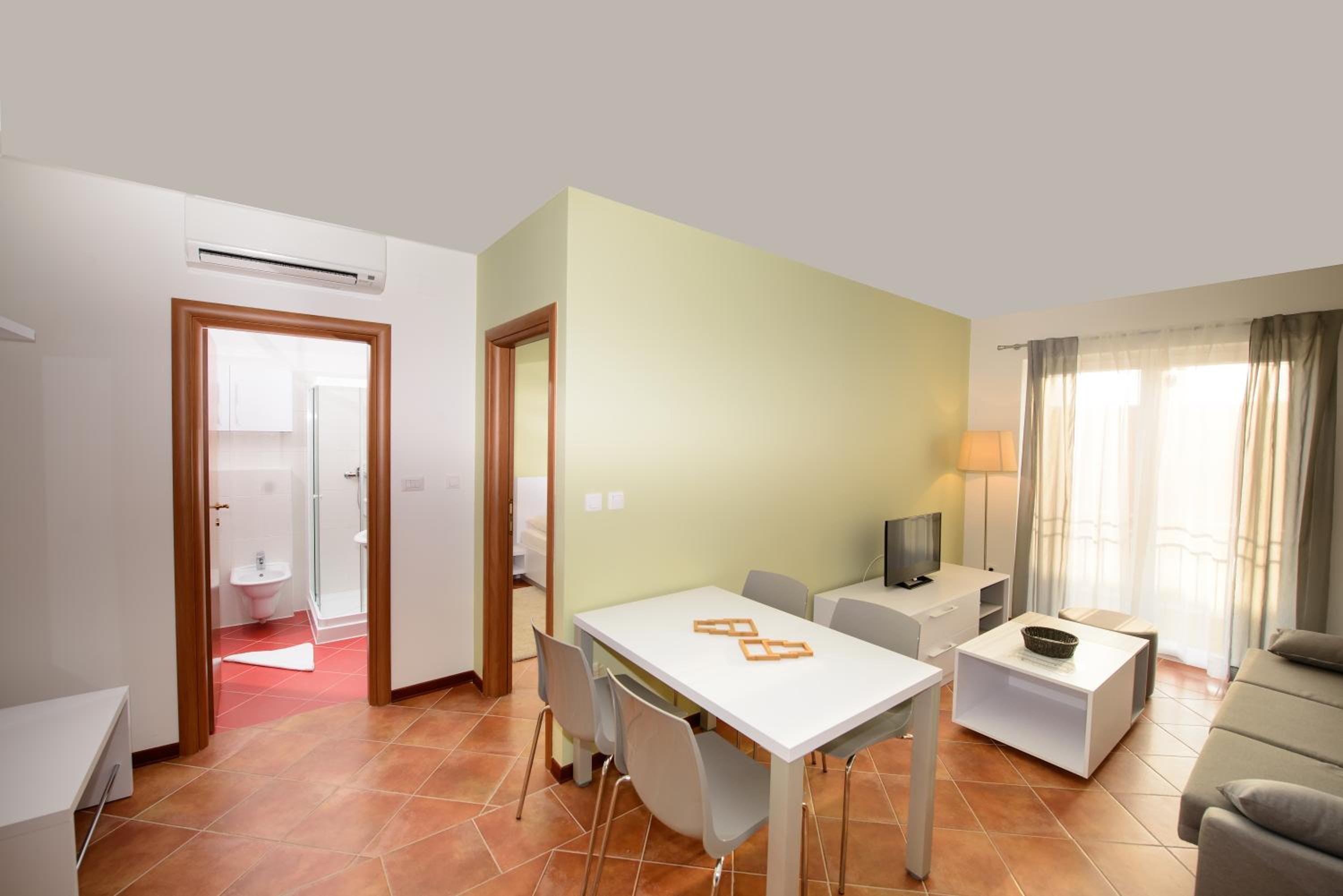 Apartment - Ground Floor photo 1