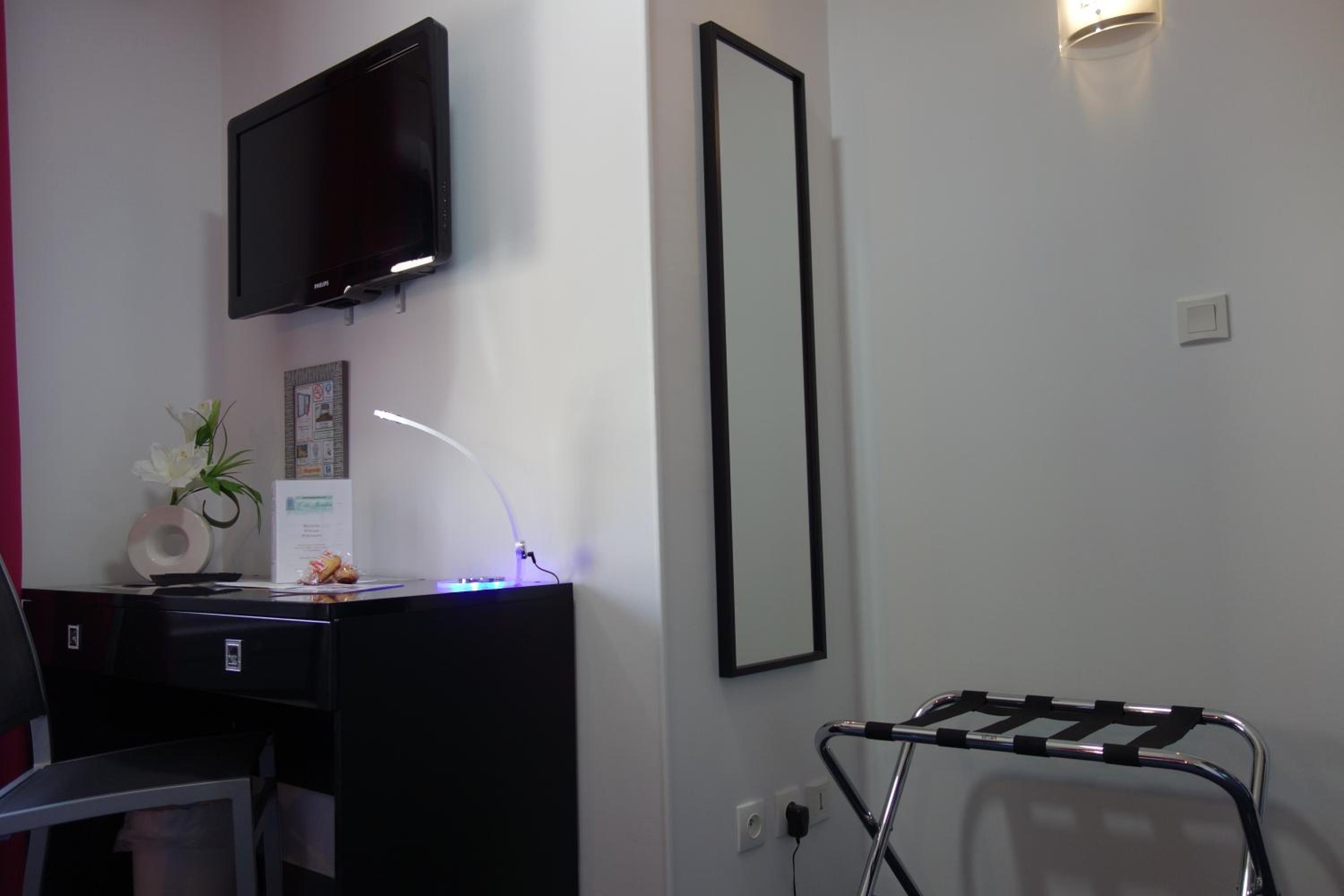 Superior Double Room - Photo 4