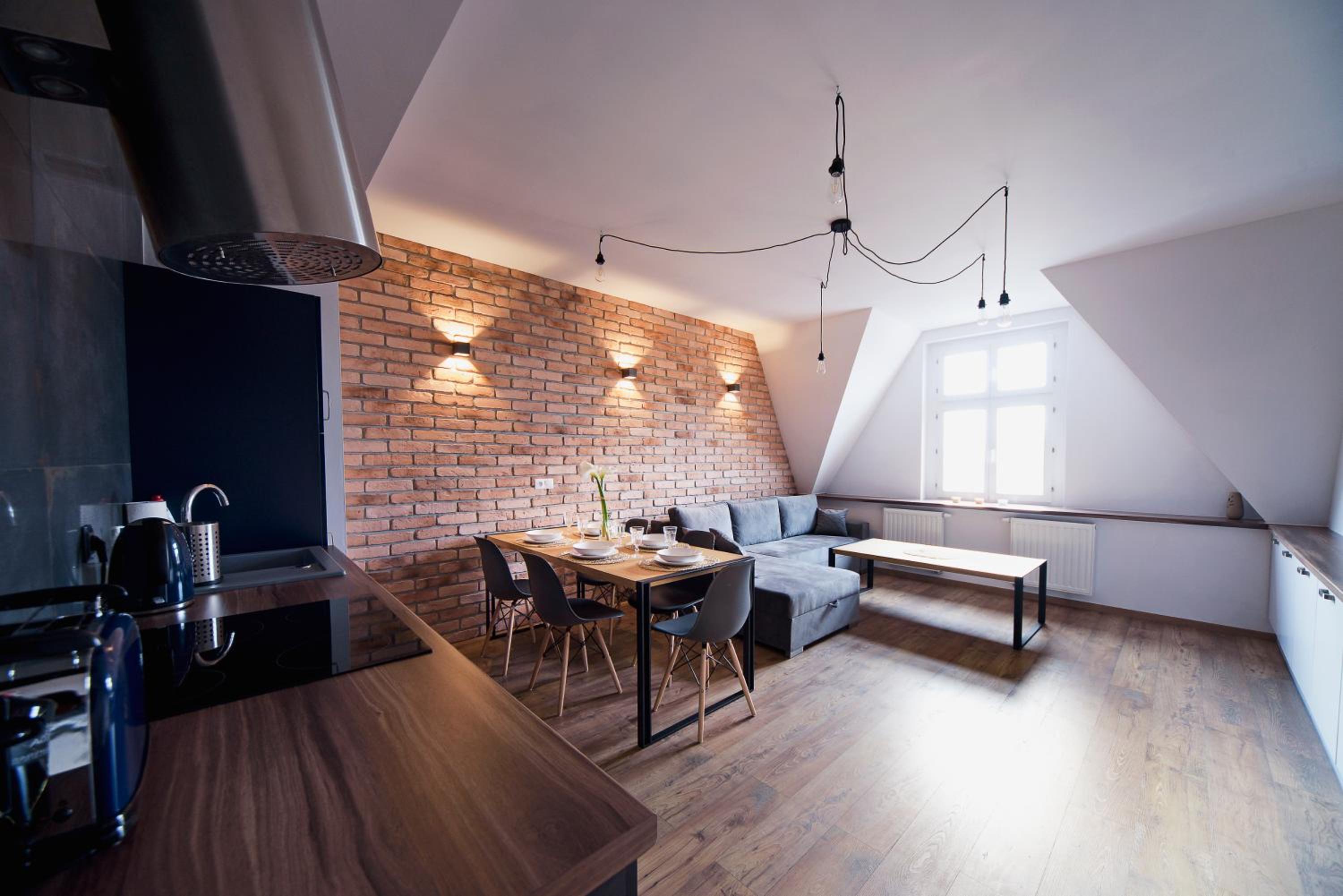 One-Bedroom Apartment - Photo 7