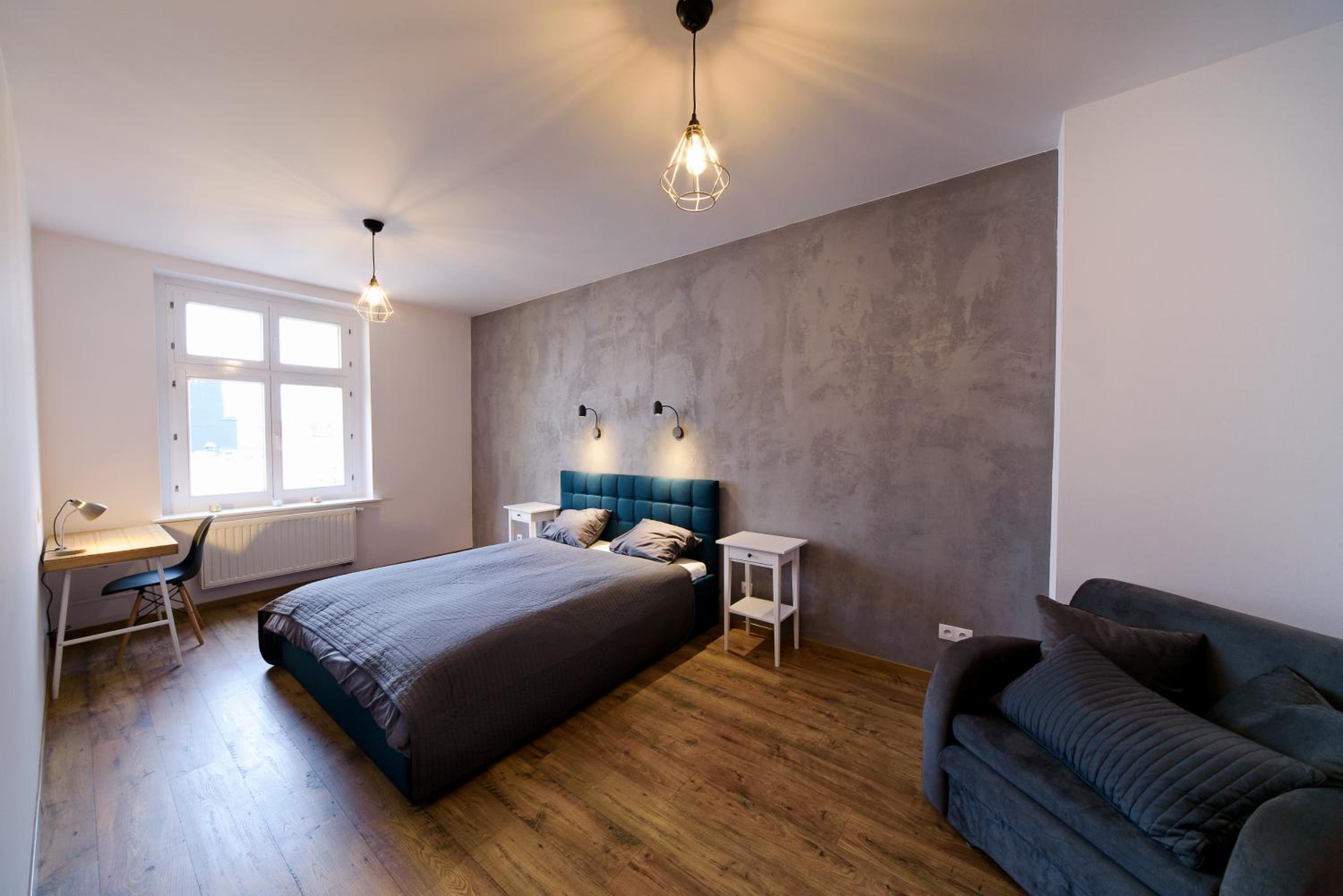 One-Bedroom Apartment - Photo 4