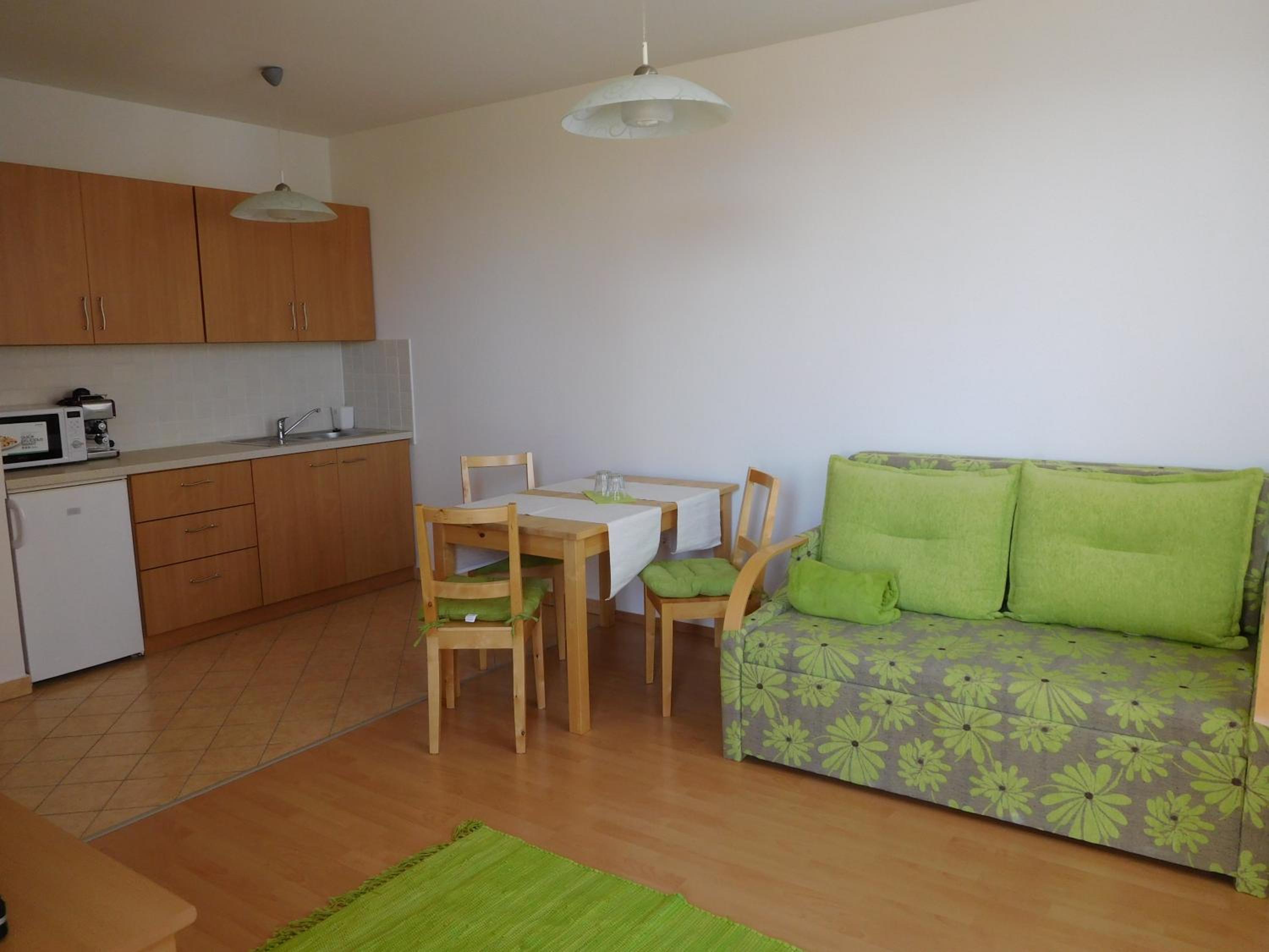 Apartment photo 3