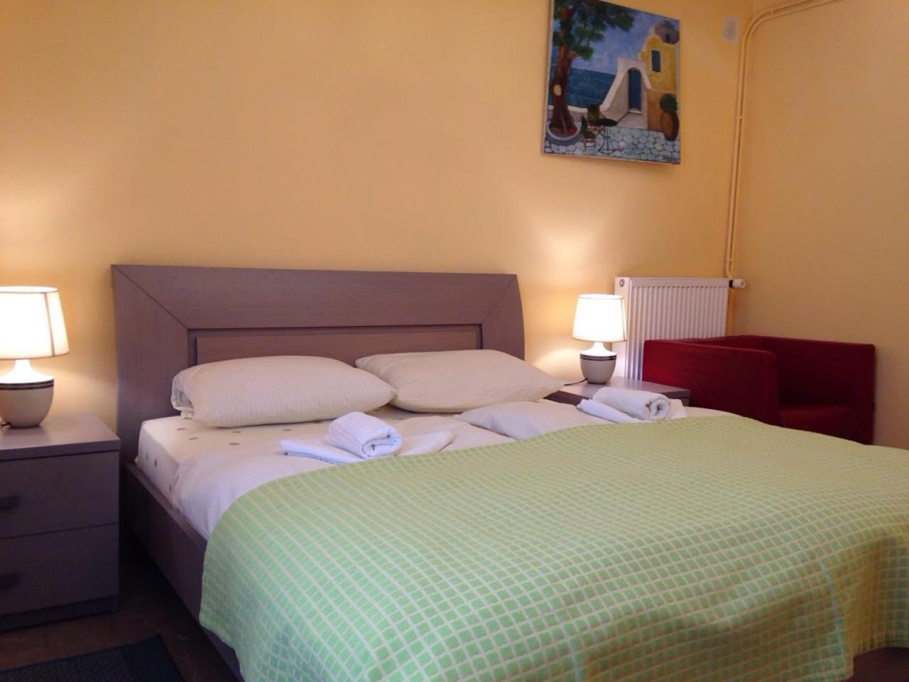 Two-Bedroom Apartment - Photo 1