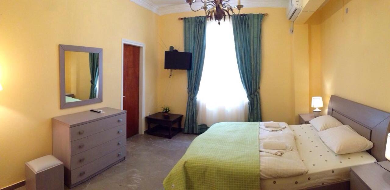 Two-Bedroom Apartment - Photo 4