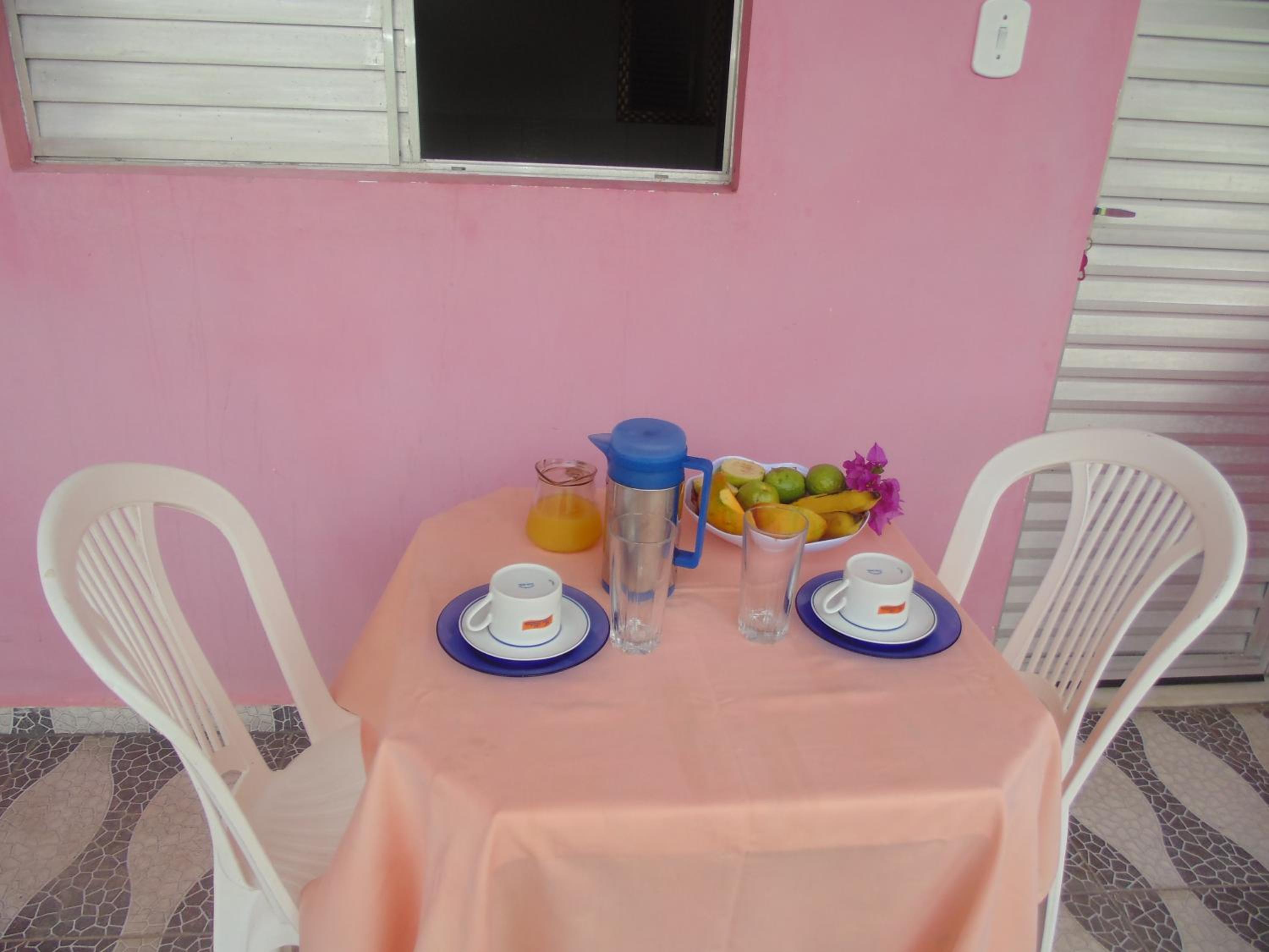 Double Room with Private Bathroom - Photo 3