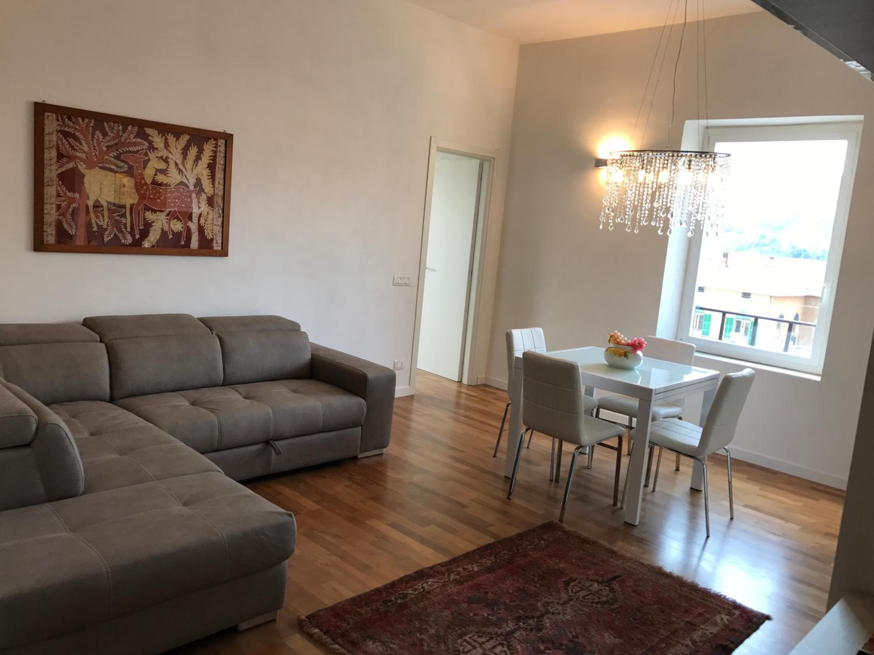 Deluxe Apartment