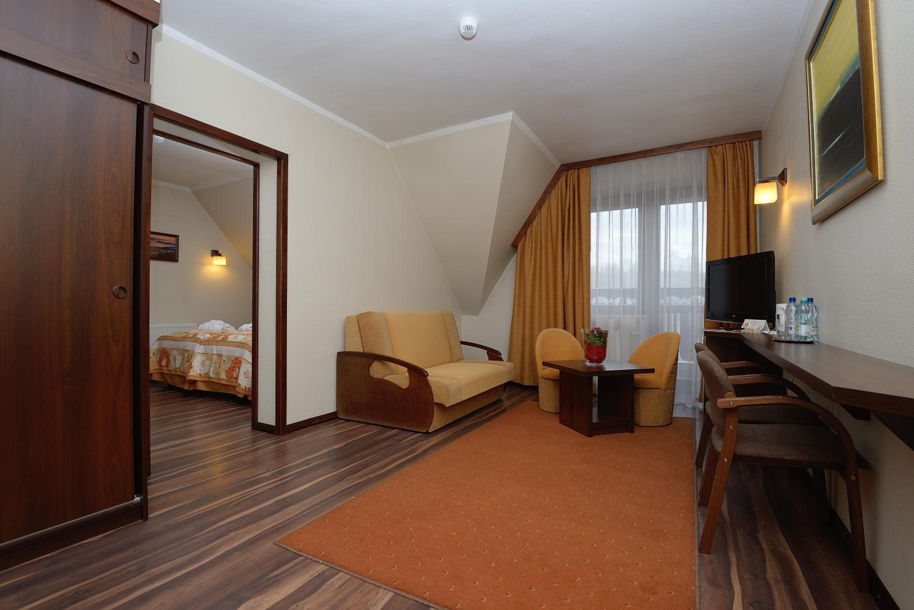 Studio (2 Adults) - Photo 1