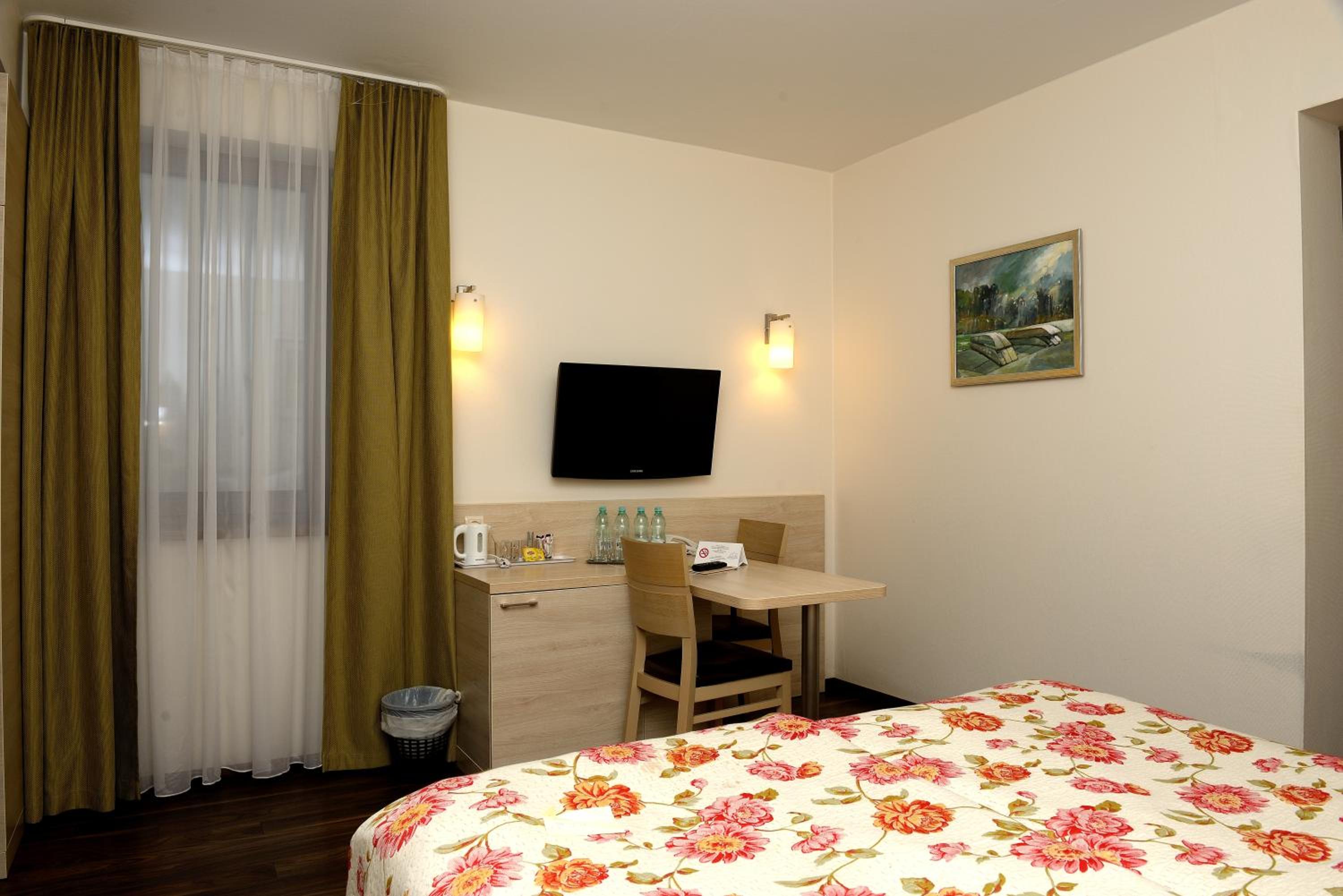 Triple Room - Photo 3