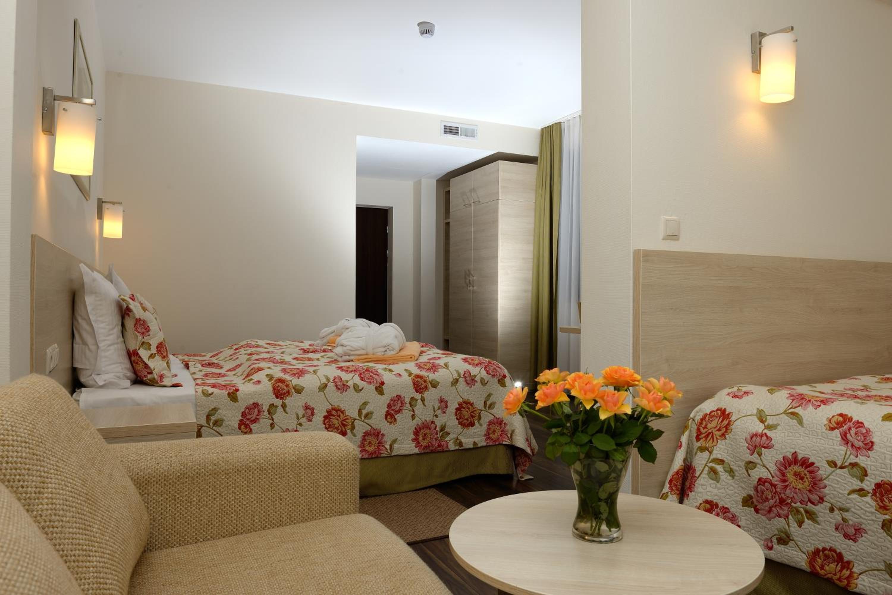 Triple Room - Photo 2