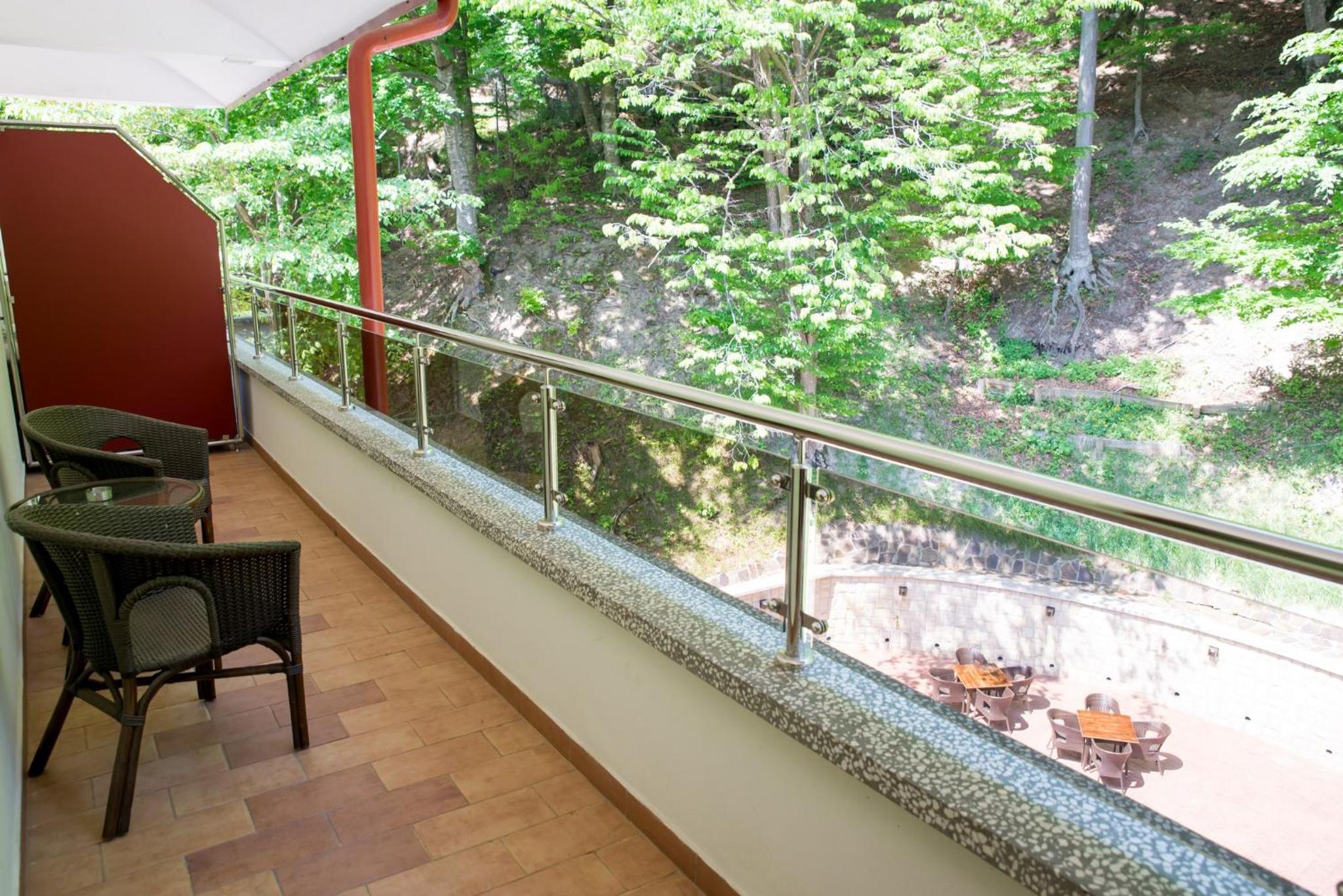 Twin Room with Balcony photo 2