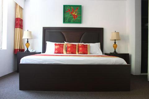 Large Double Room