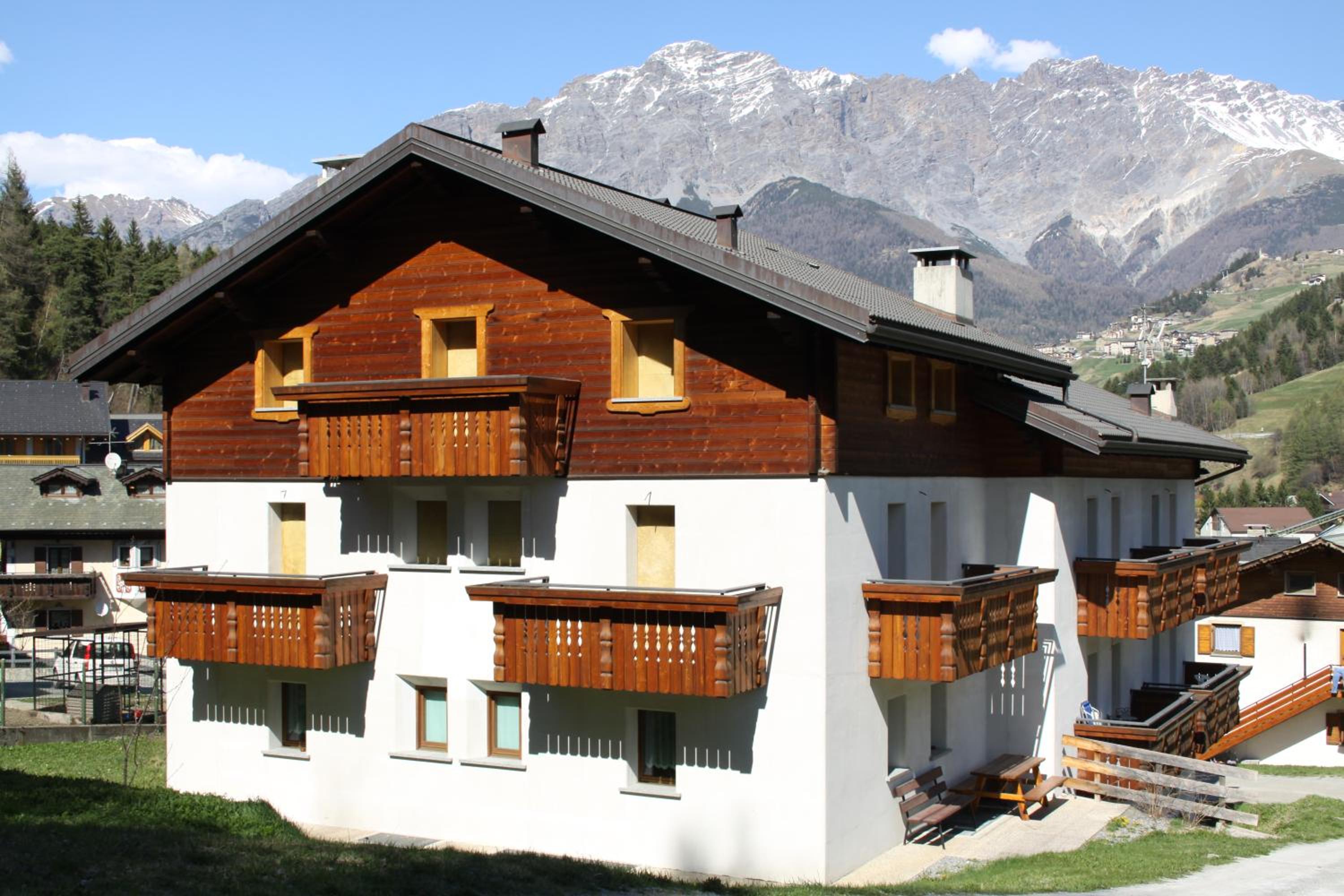 One-Bedroom Chalet - Photo 10
