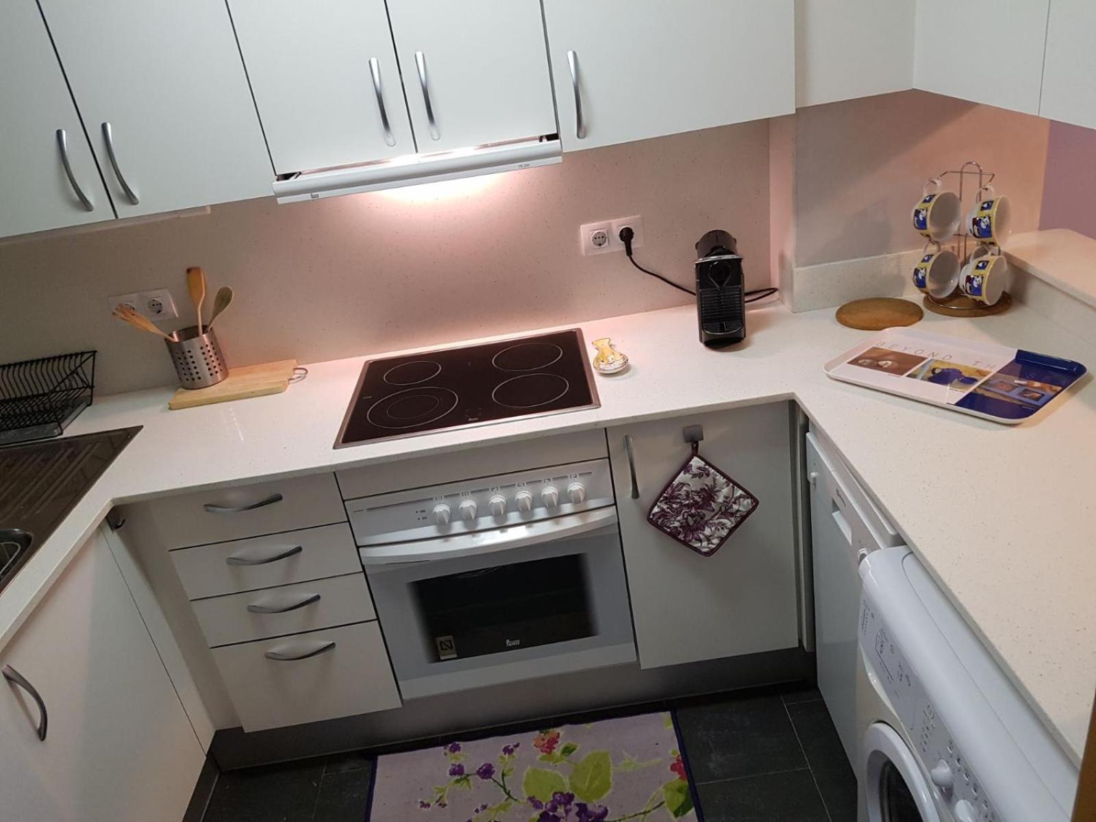 Apartment - Ground Floor photo 2